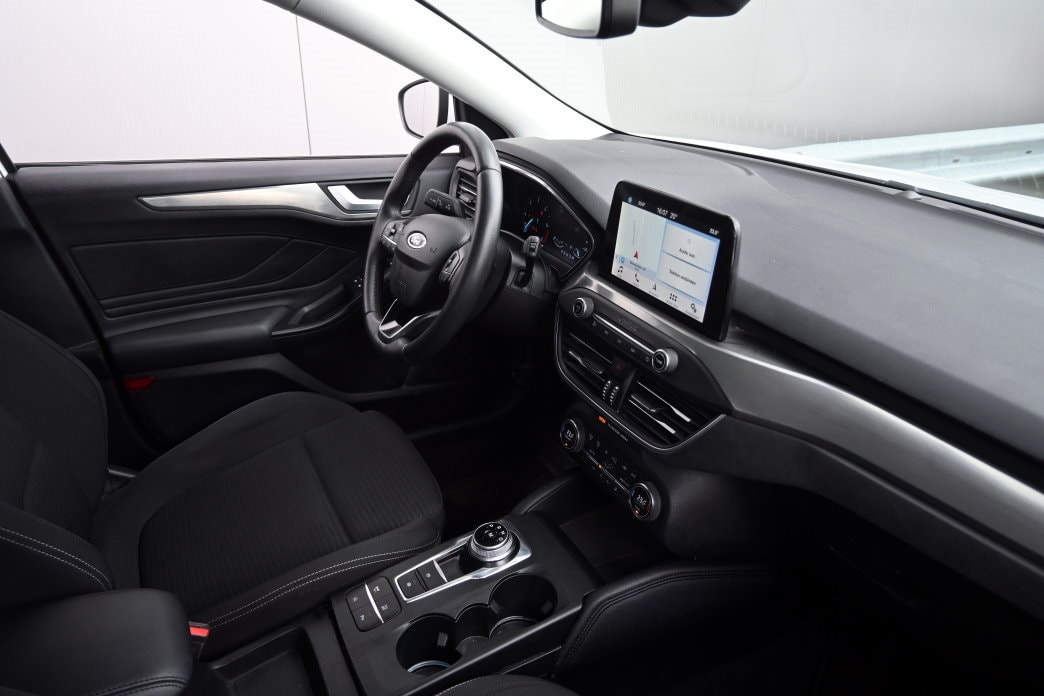 FORD Focus 1.5 TDCi Titanium X Automatic - 7