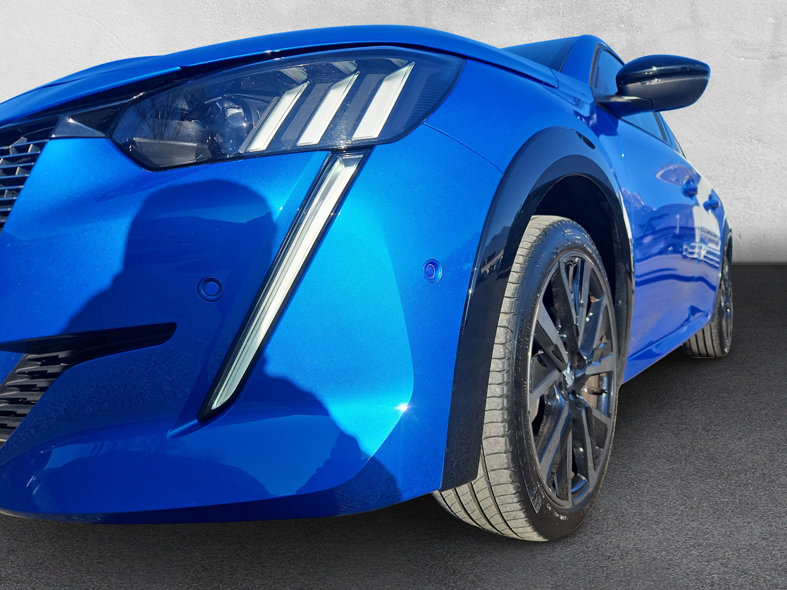 PEUGEOT 208 1.2 PureT GTPack EAT8 - 8