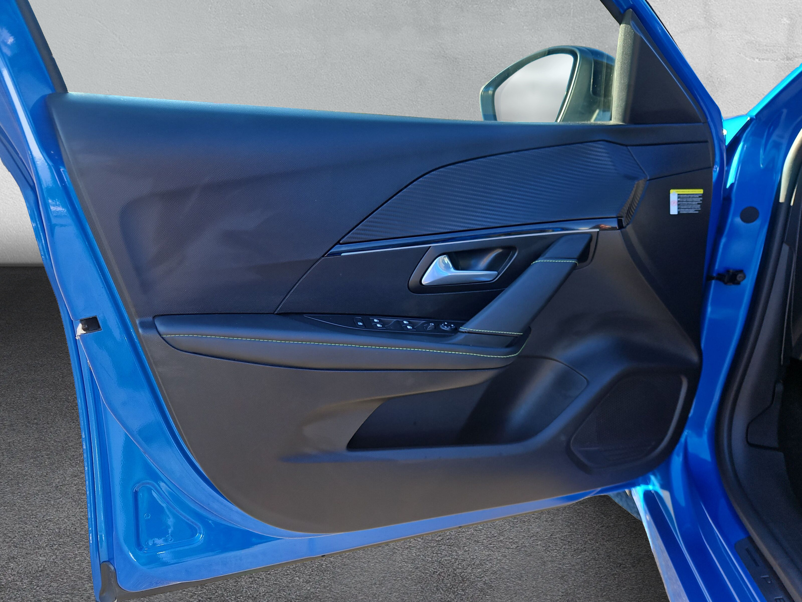 PEUGEOT 208 1.2 PureT GTPack EAT8 - 17