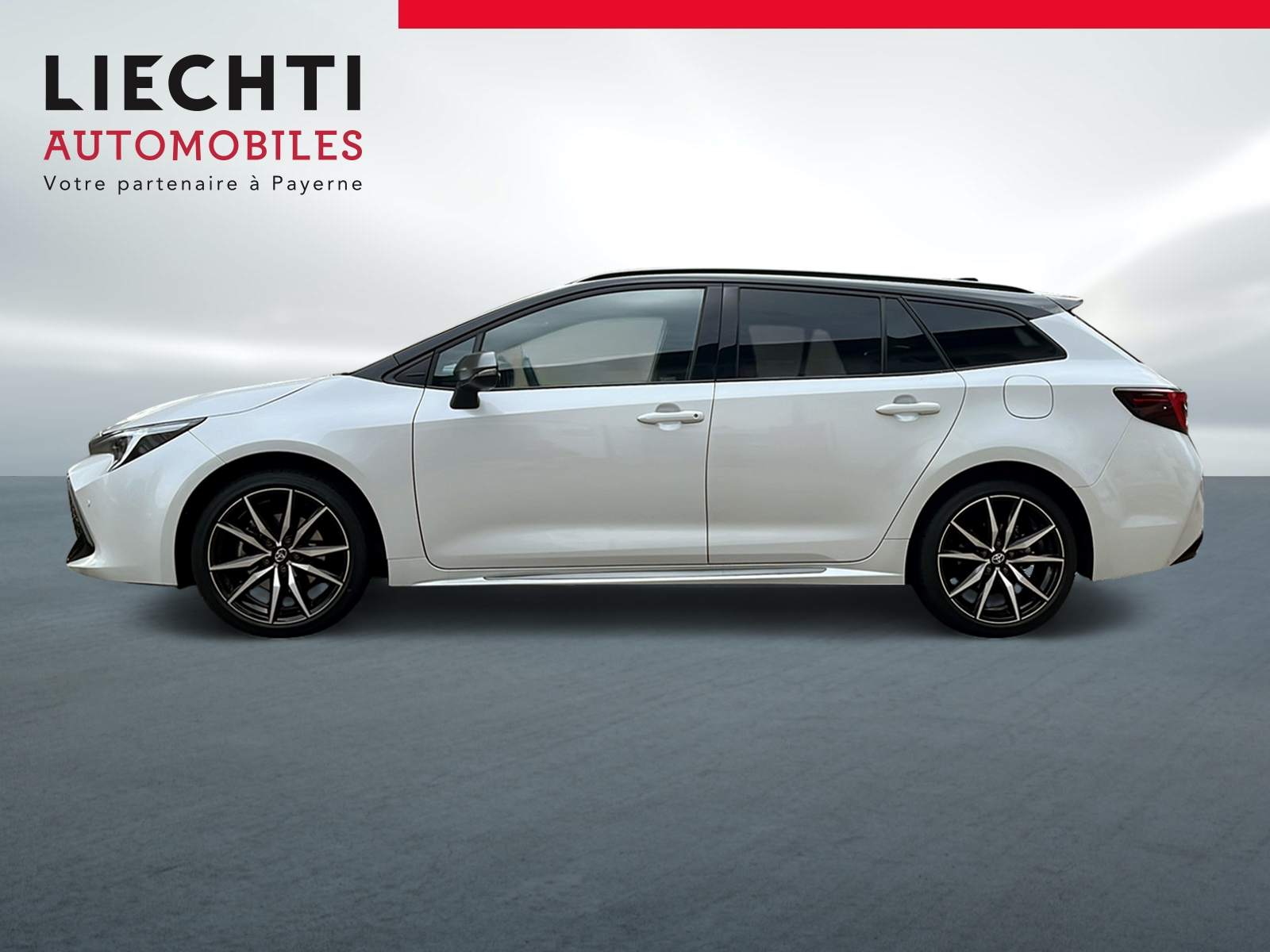 TOYOTA Corolla Touring Sports 2.0 HSD GR Sport e-CVT - 2