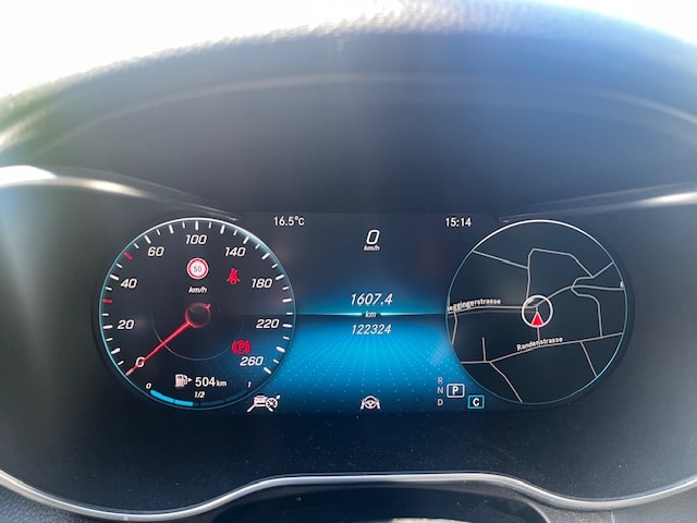 MERCEDES-BENZ C 220 d AMG Line 4matic - 9