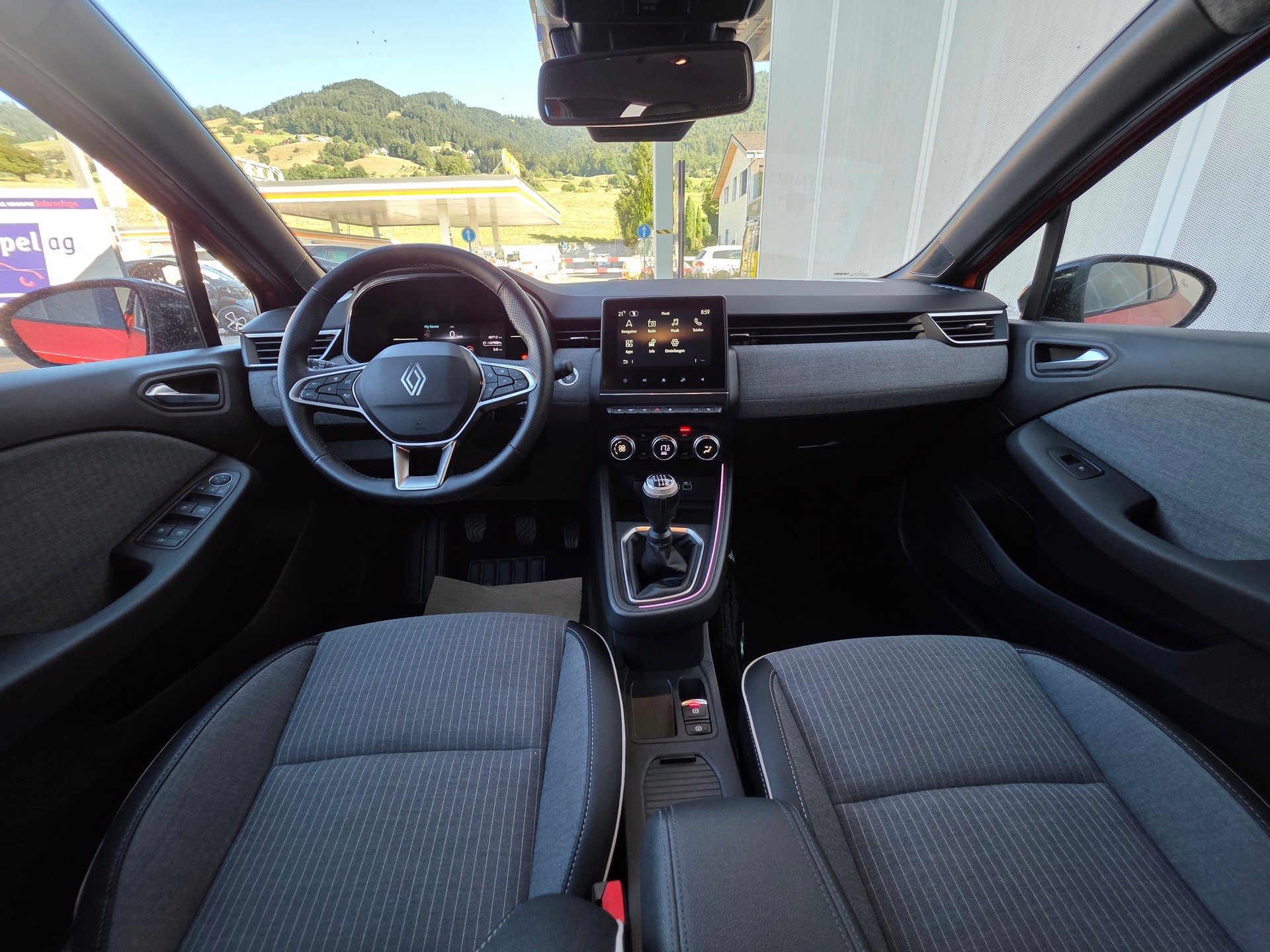 RENAULT Clio 1.0 Techno - 7