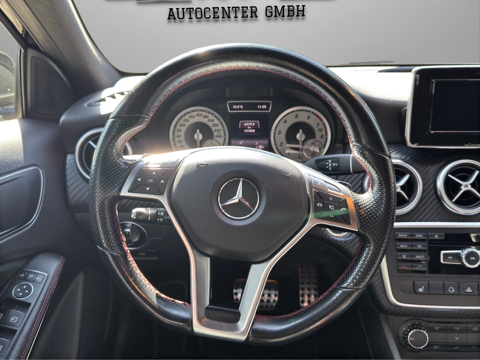 MERCEDES-BENZ A 180 AMG Line 7G-DCT - 10
