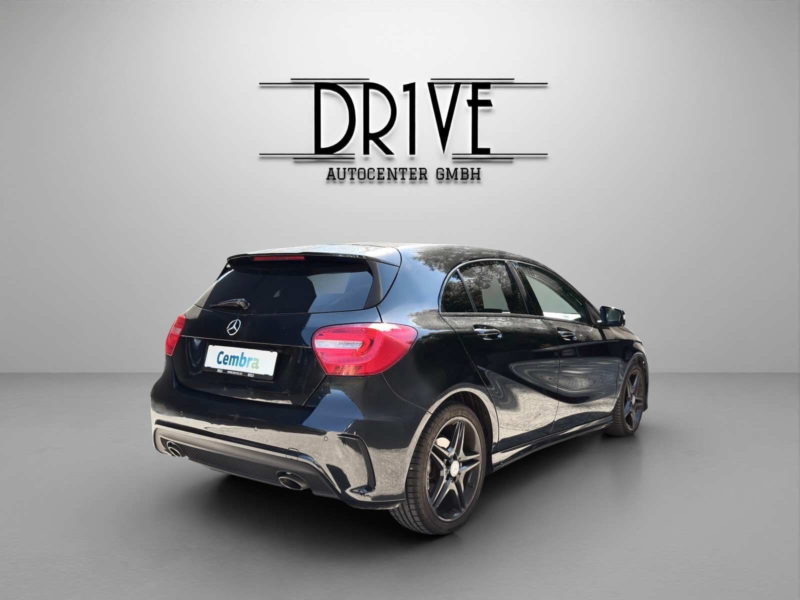 MERCEDES-BENZ A 180 AMG Line 7G-DCT - 5