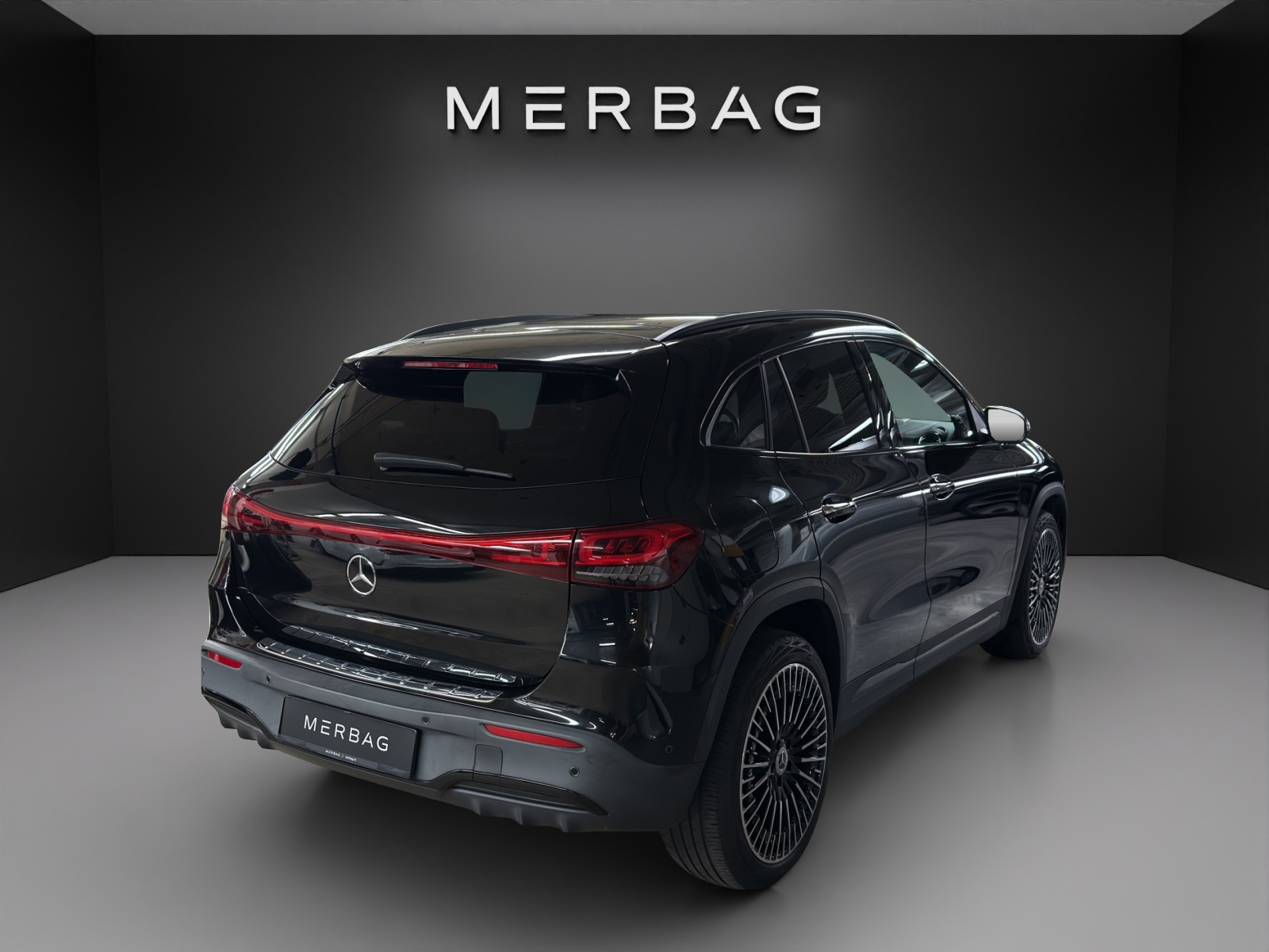 MERCEDES-BENZ EQA 350 4Matic - 5