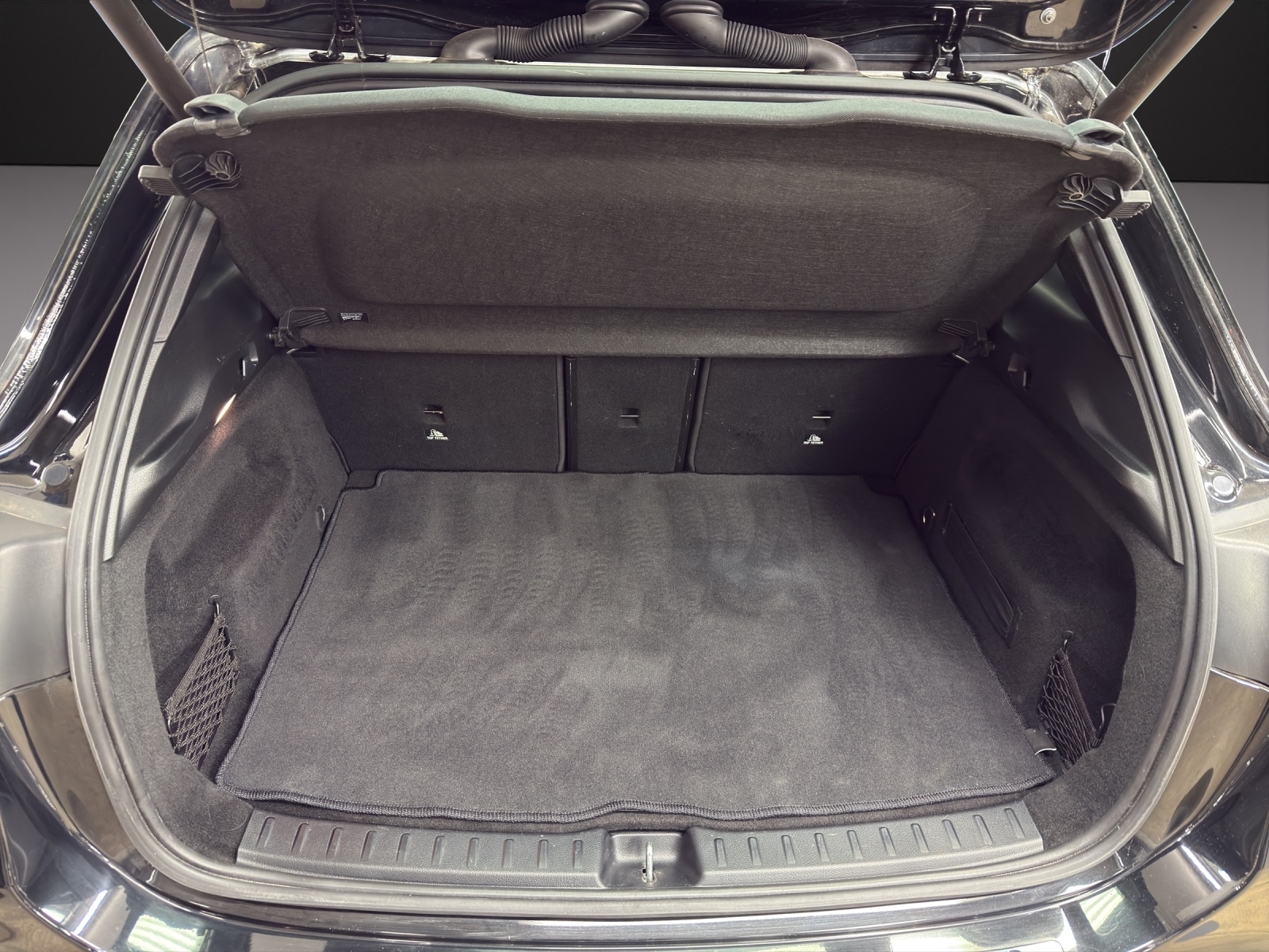 MERCEDES-BENZ EQA 350 4Matic - 9