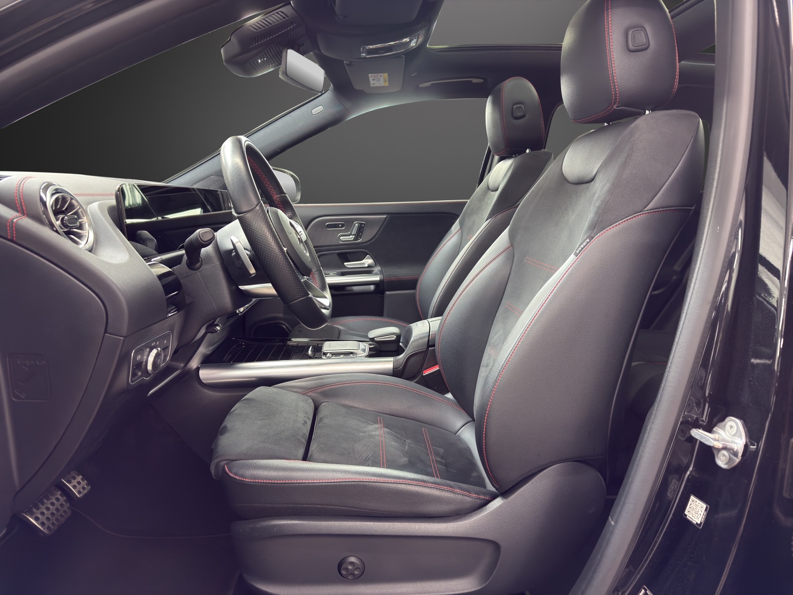 MERCEDES-BENZ EQA 350 4Matic - 10