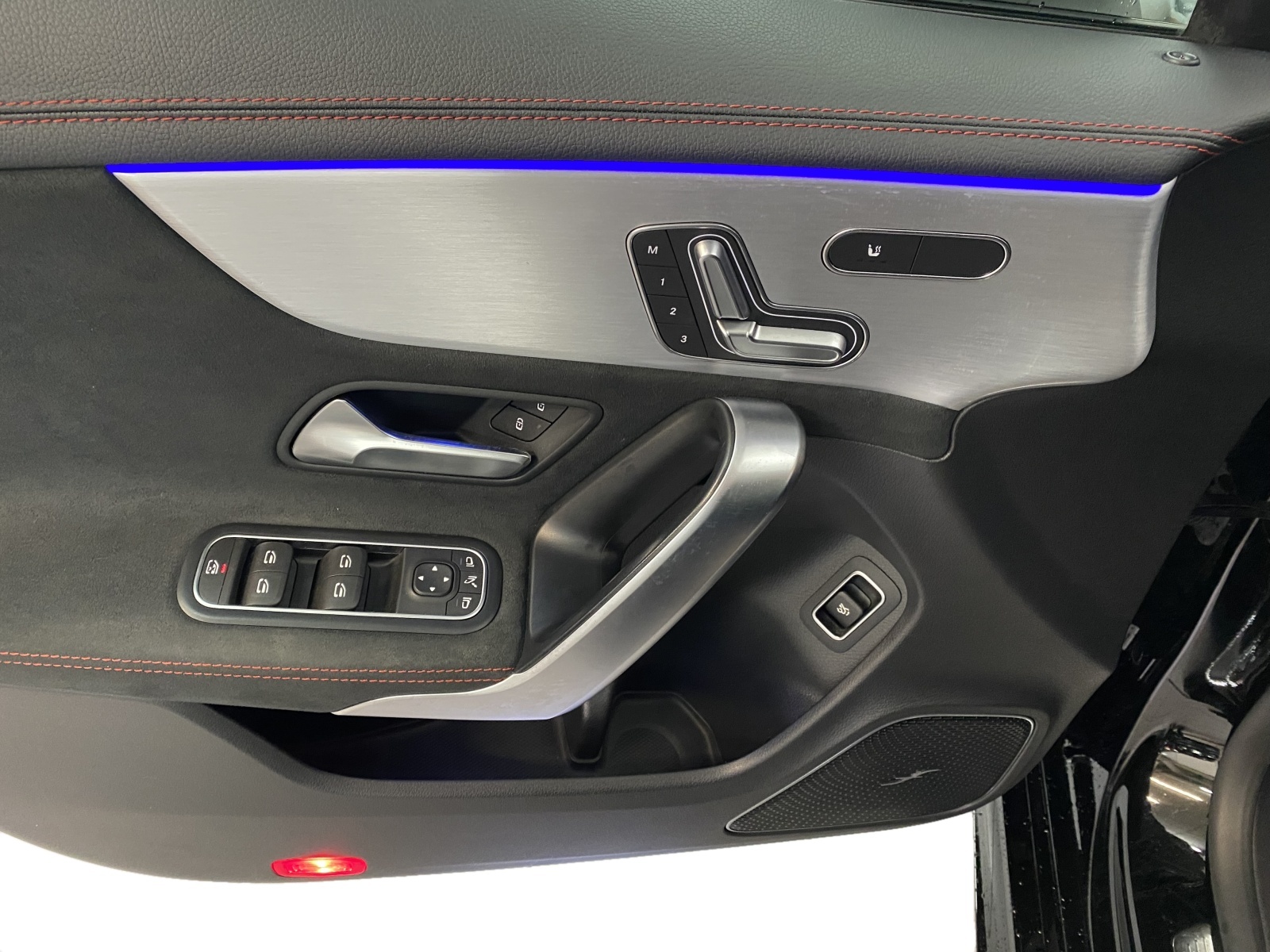 MERCEDES-BENZ CLA 35 AMG 4MATIC - 11