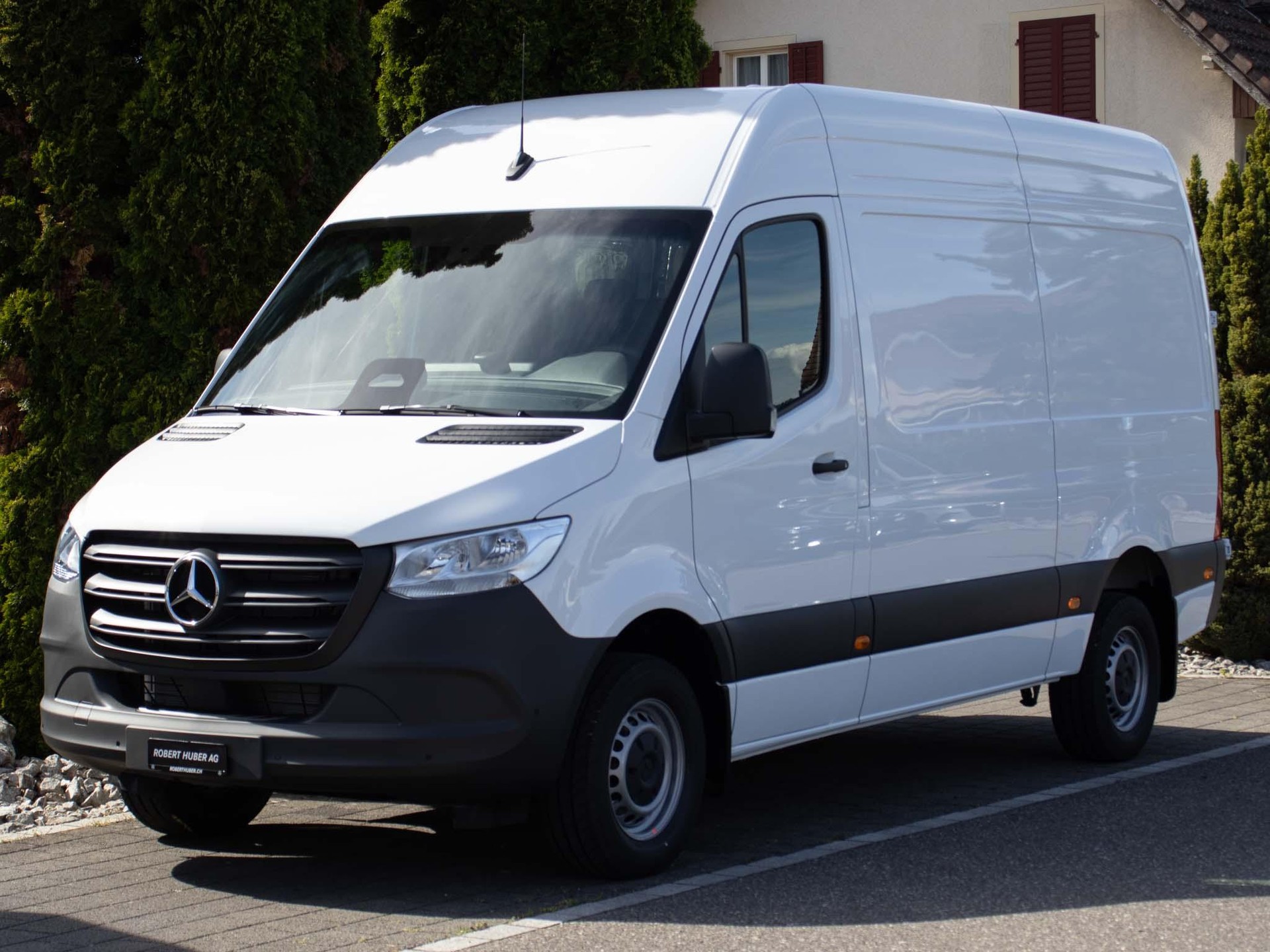 MERCEDES-BENZ Sprinter 317 CDI Kasten PRO Hochdach Standard