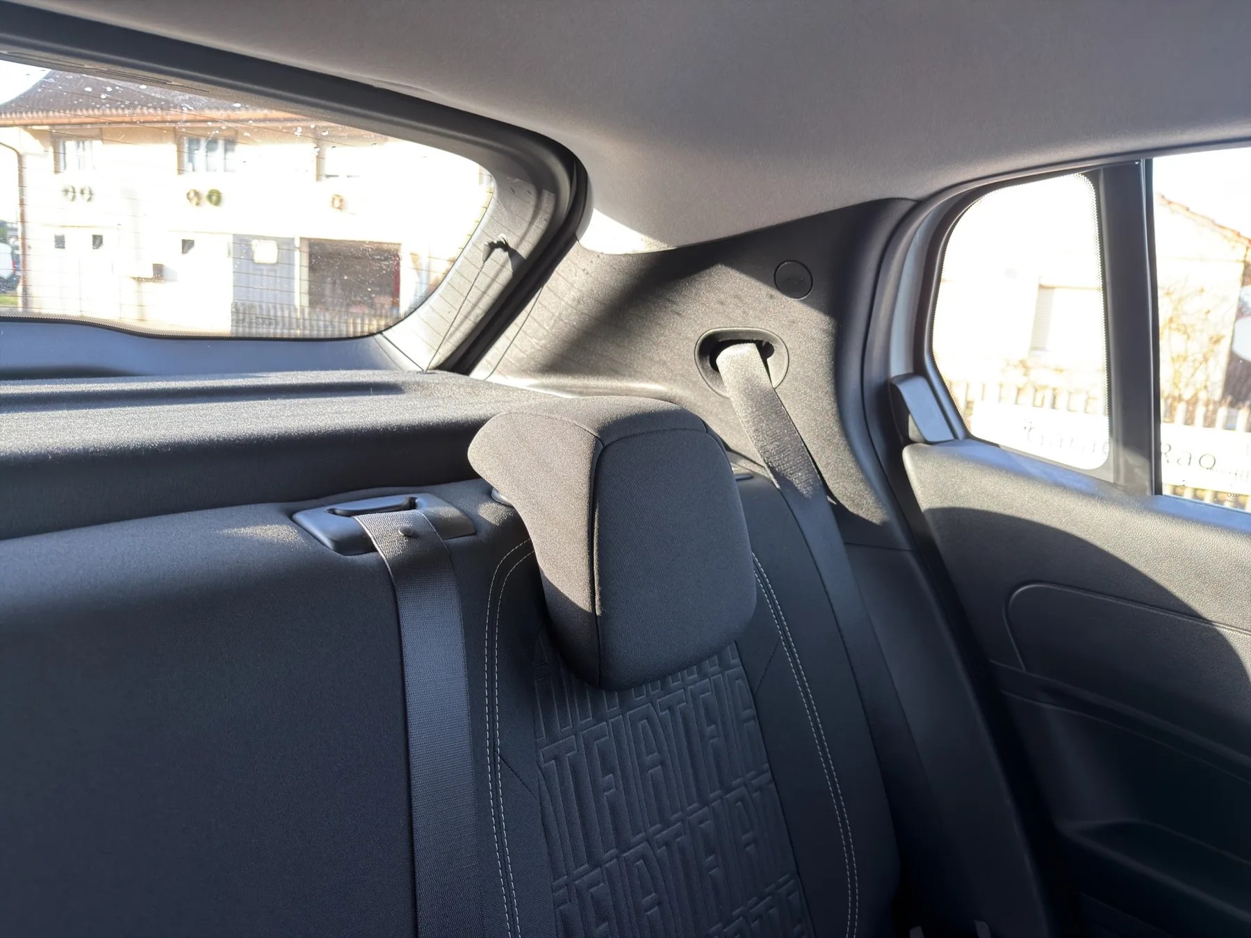 FIAT 600 1.2 Hybrid 145 Cult - 27