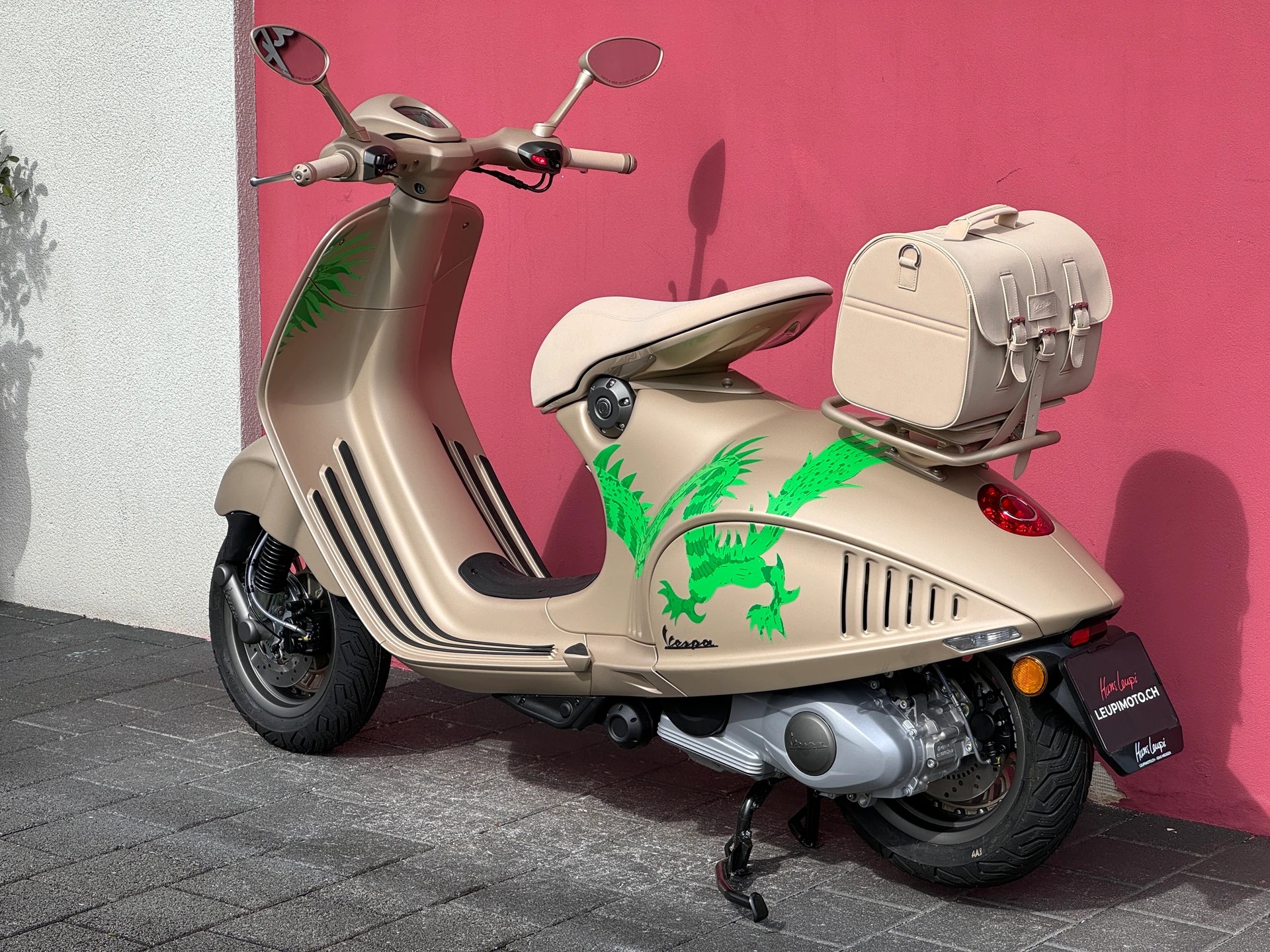 PIAGGIO Vespa 946 125 Dragon - 4