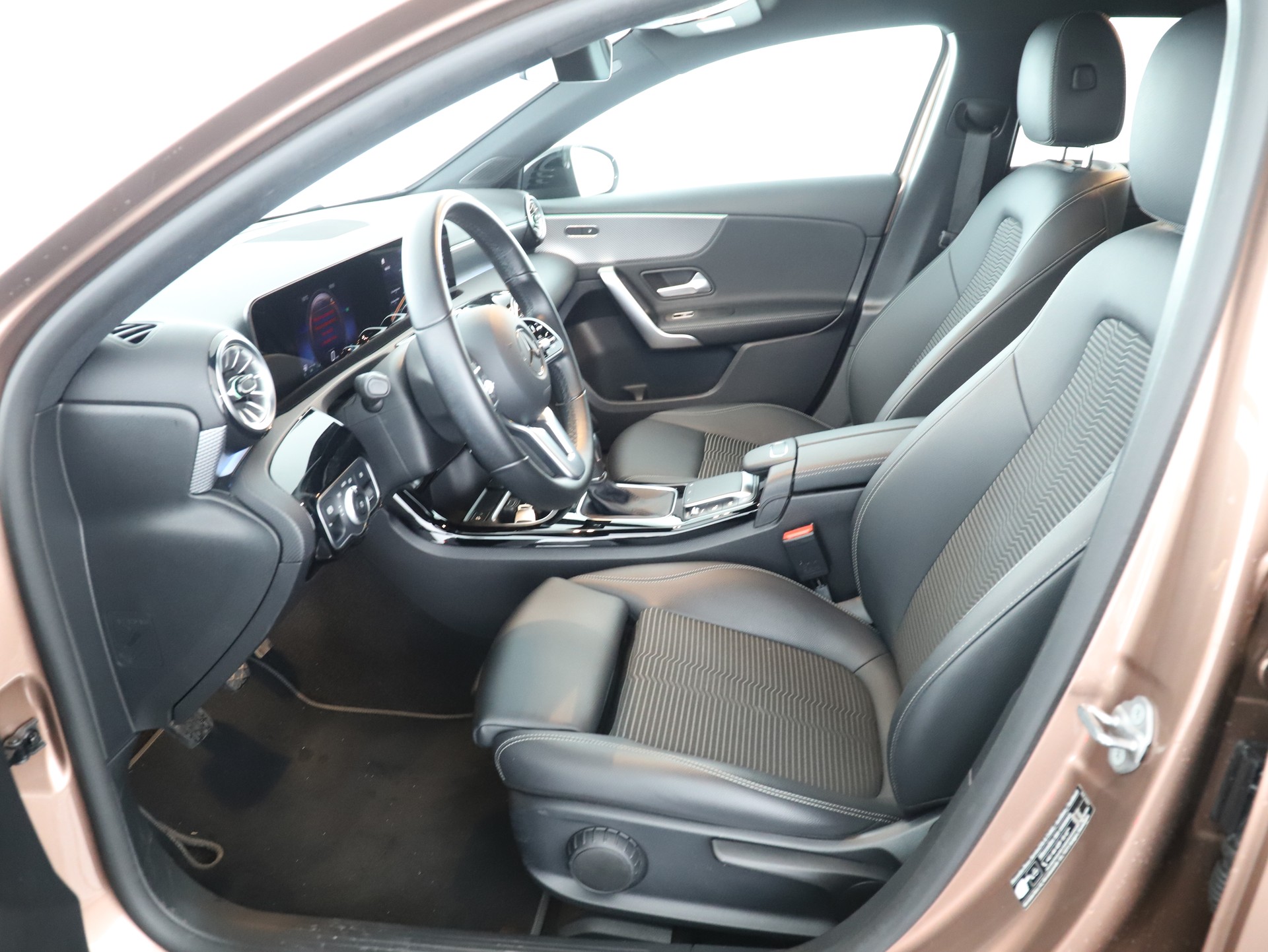 MERCEDES-BENZ A 180 Night Star - 10