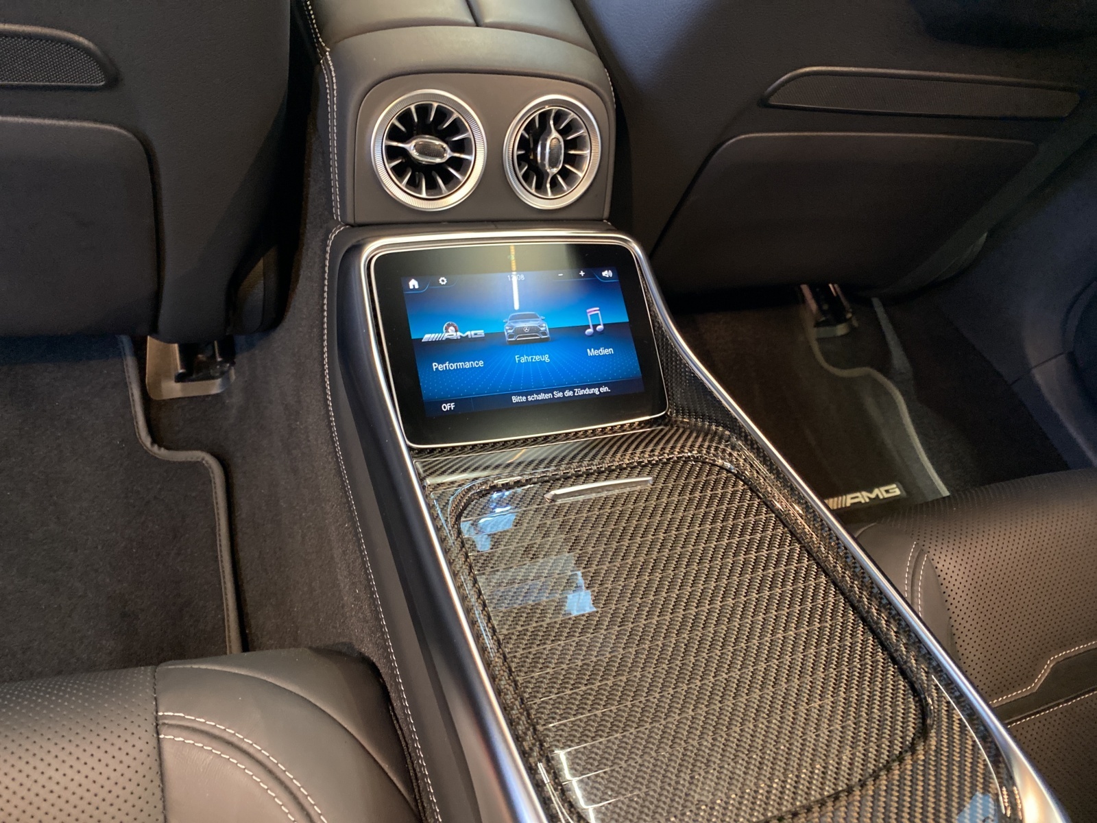 MERCEDES-BENZ AMG GT 63 S 4MATIC+ - 11