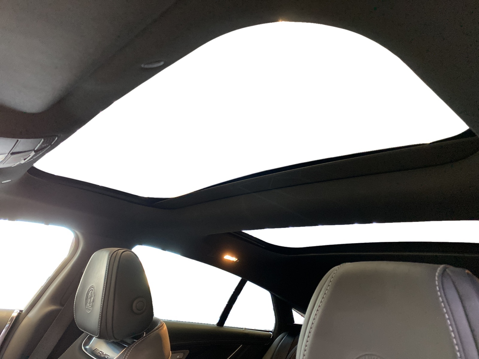 MERCEDES-BENZ AMG GT 63 S 4MATIC+ - 13