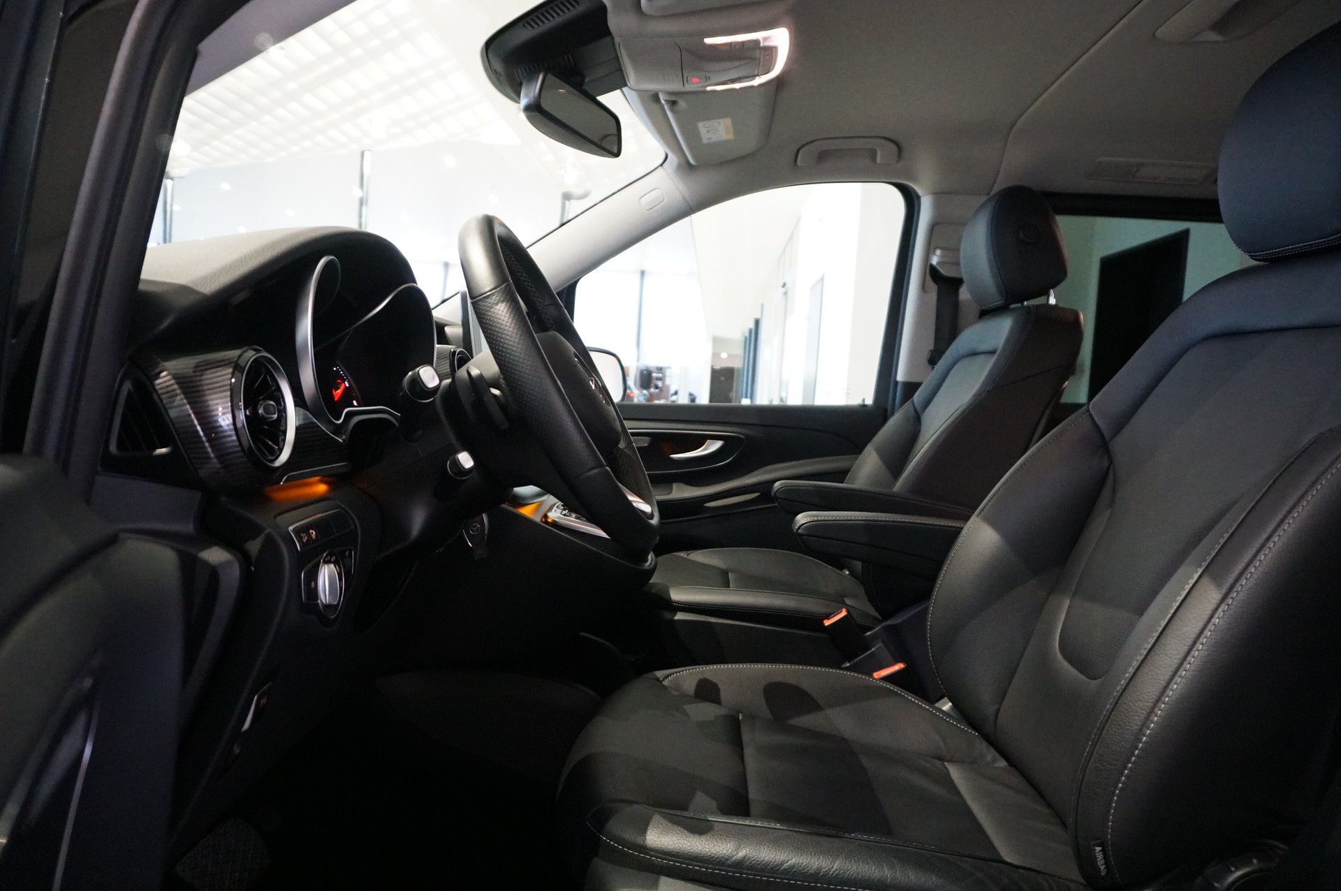 MERCEDES-BENZ V 250 d lang Avantgarde 4Matic G-Tronic - 4