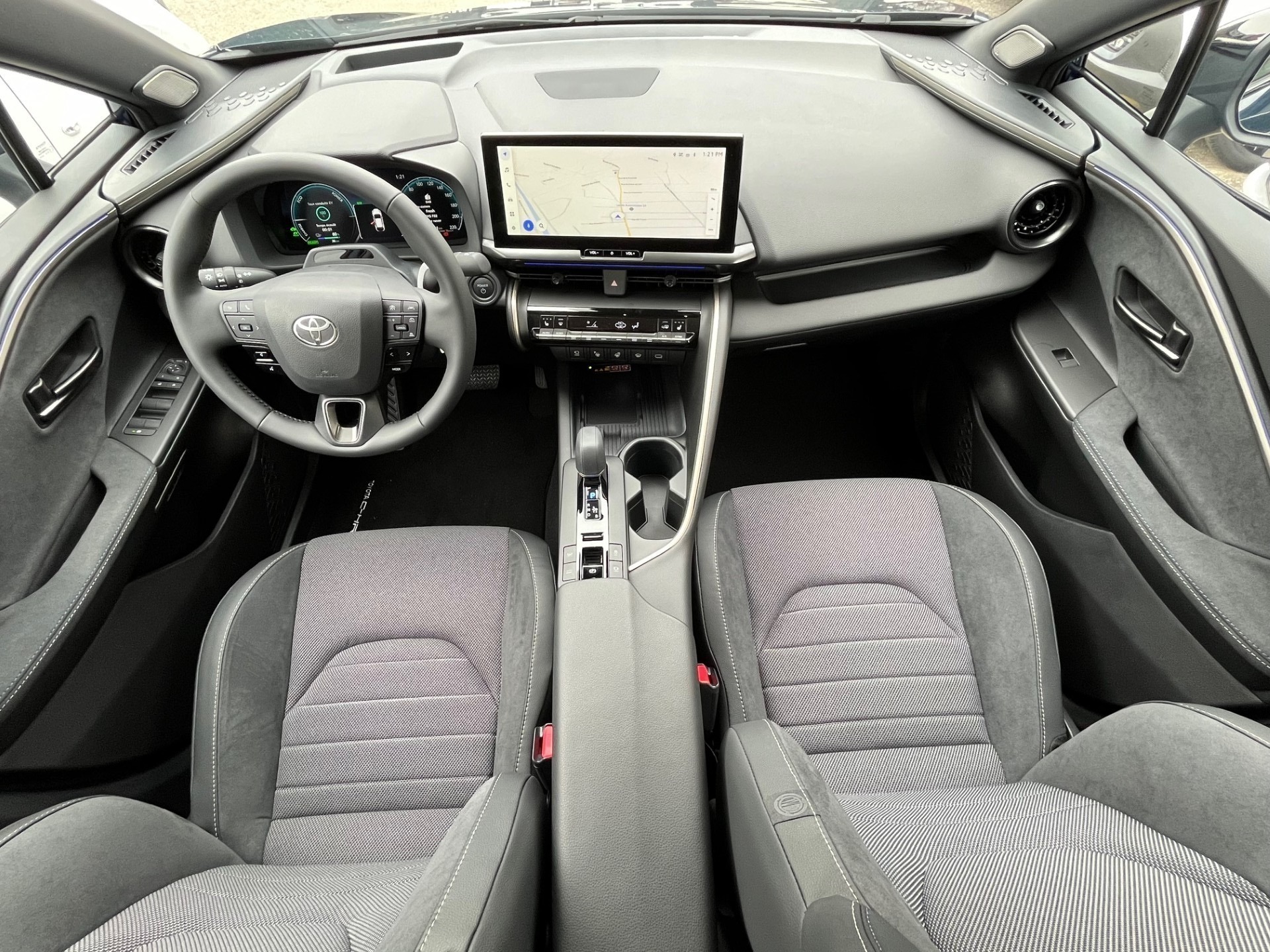 TOYOTA C-HR 2.0 HSD CVT Style 4WD - 9