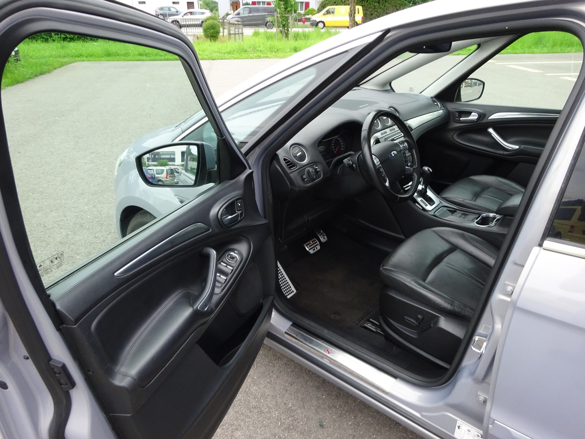 FORD S-Max 2.0 SCTi Titanium PowerShift - 9
