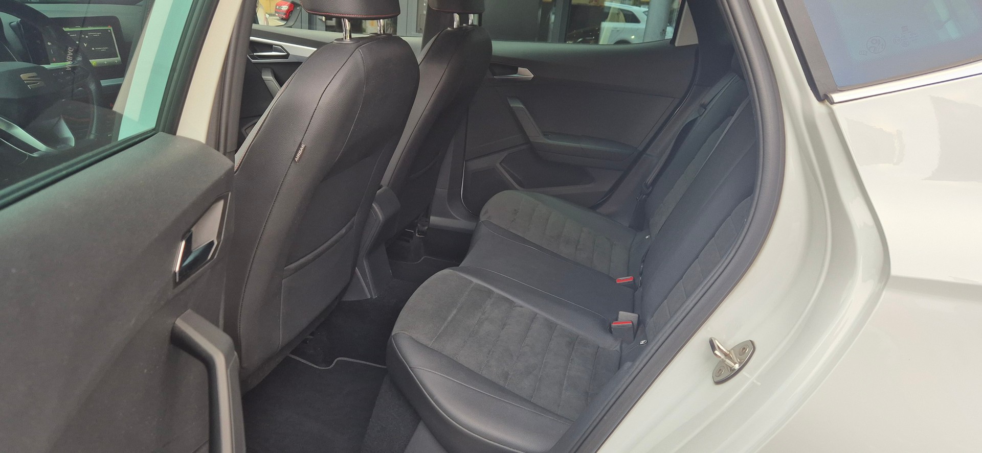 SEAT Arona 1.0 TSI Eco Hola FR DSG - 7