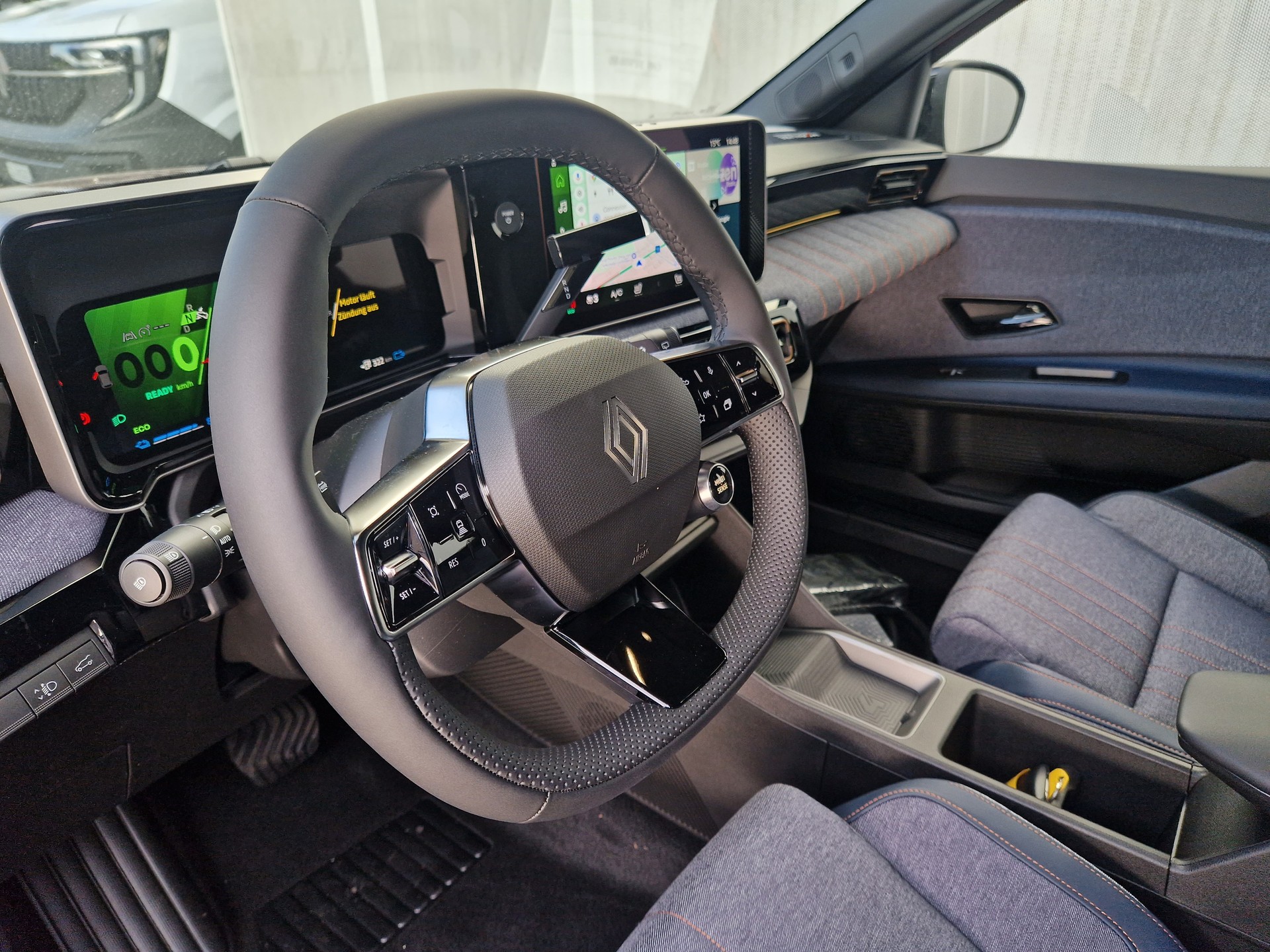 RENAULT R4 E-Tech Comfort Range 52 kWh Techno - 7