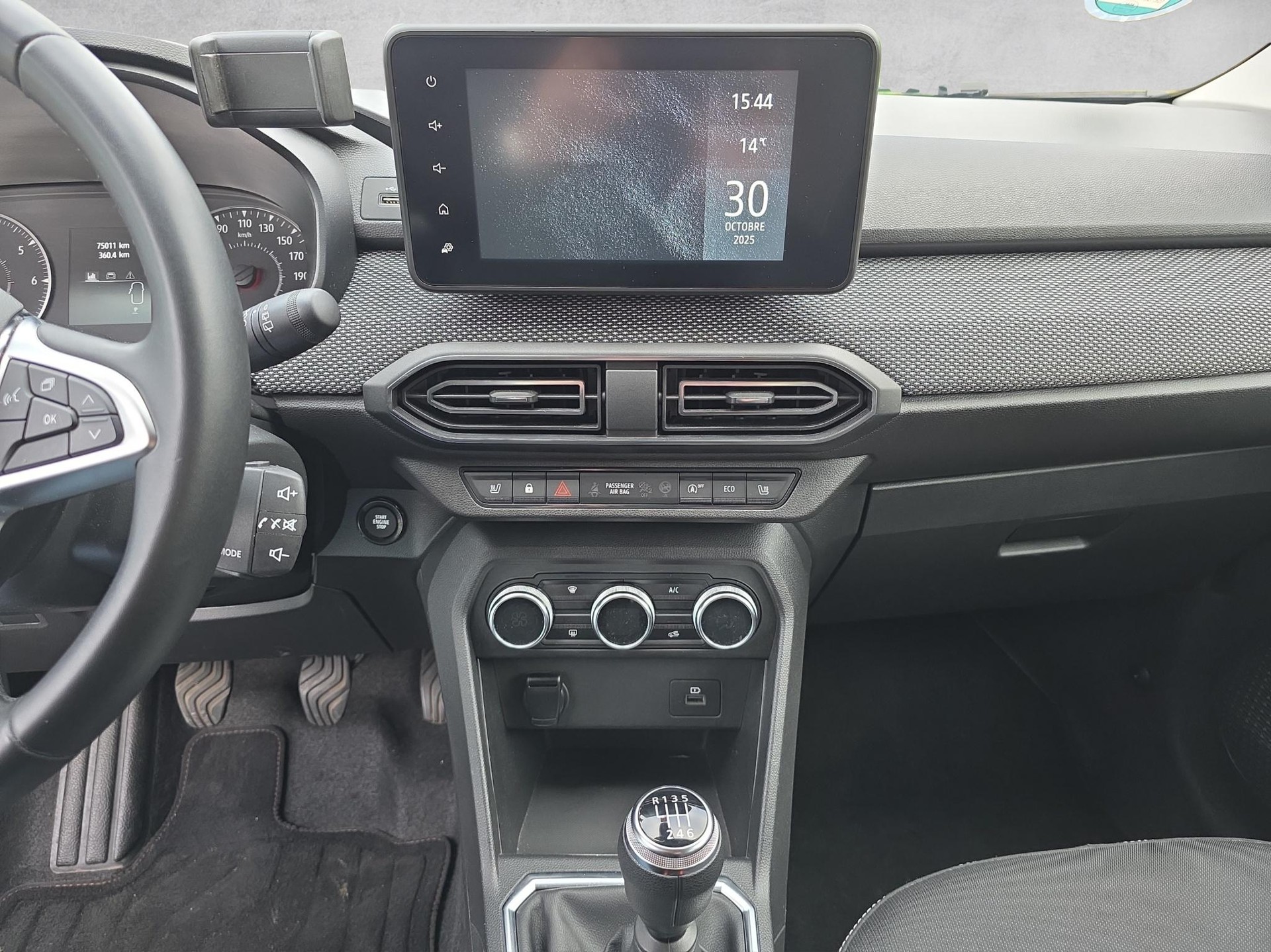 DACIA Jogger TCe 110 Extreme - 11