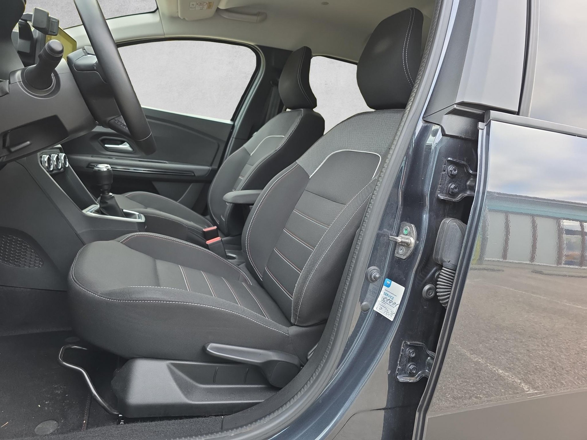 DACIA Jogger TCe 110 Extreme - 14