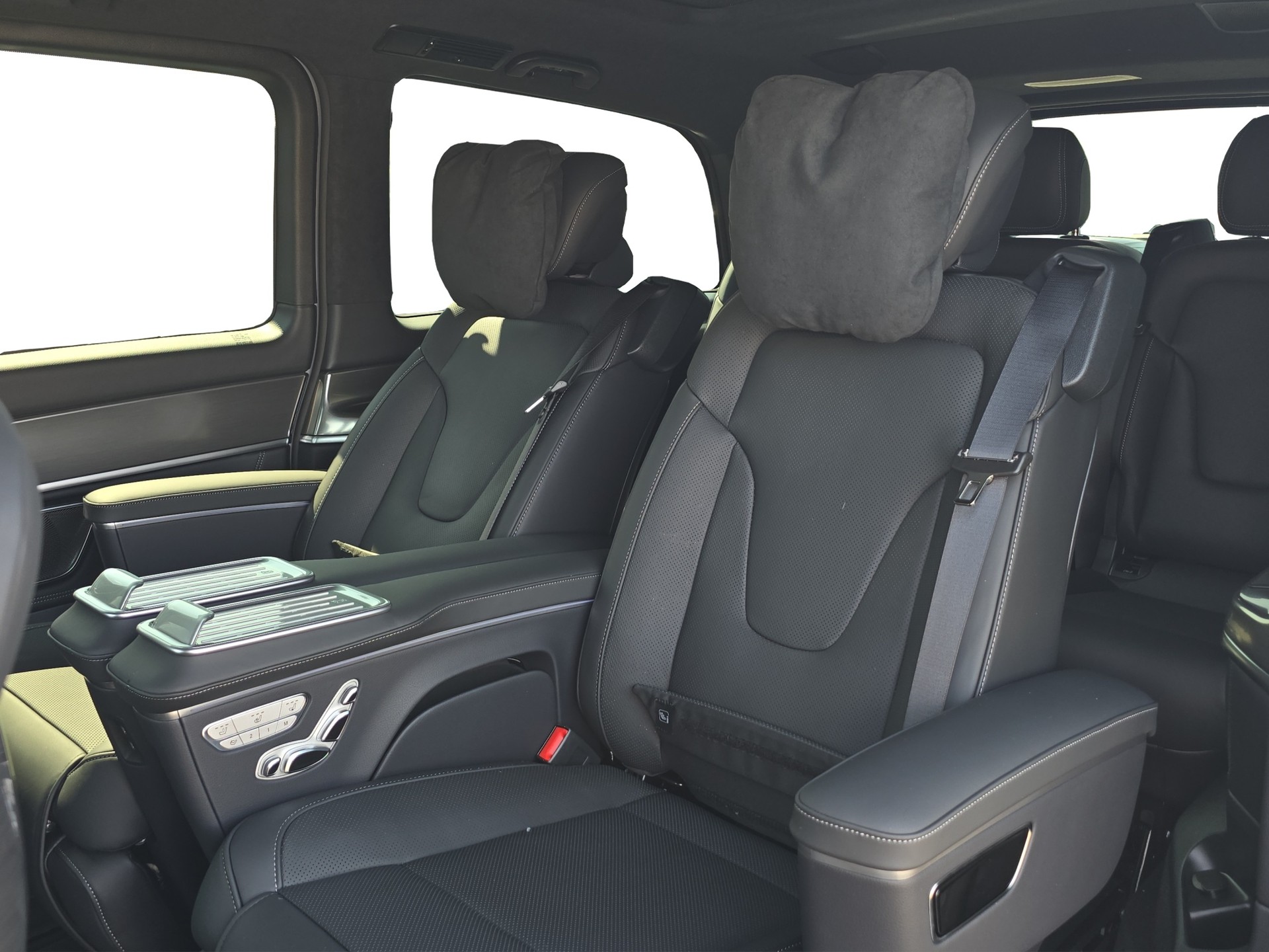 MERCEDES-BENZ V 300 d lang 4Matic Swiss Edition 9G-Tronic - 9