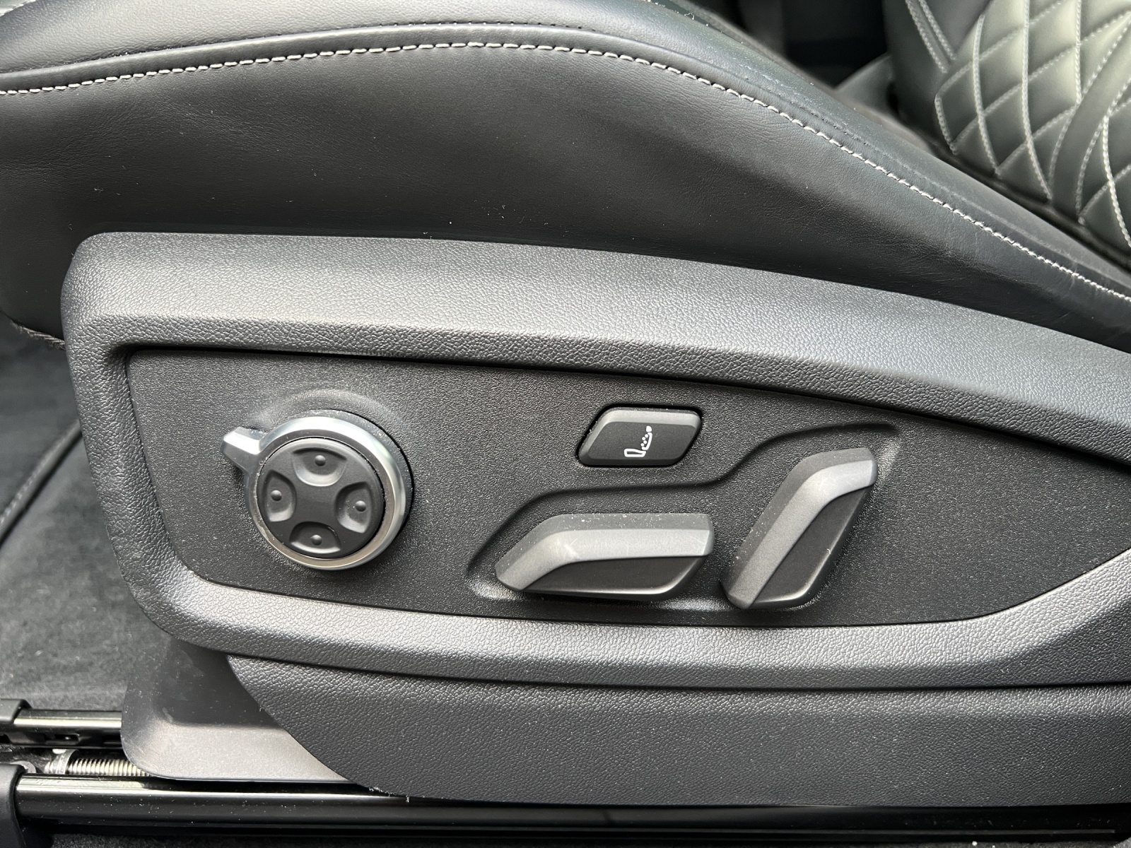 AUDI SQ5 3.0 TFSI quattro S-tronic - 14