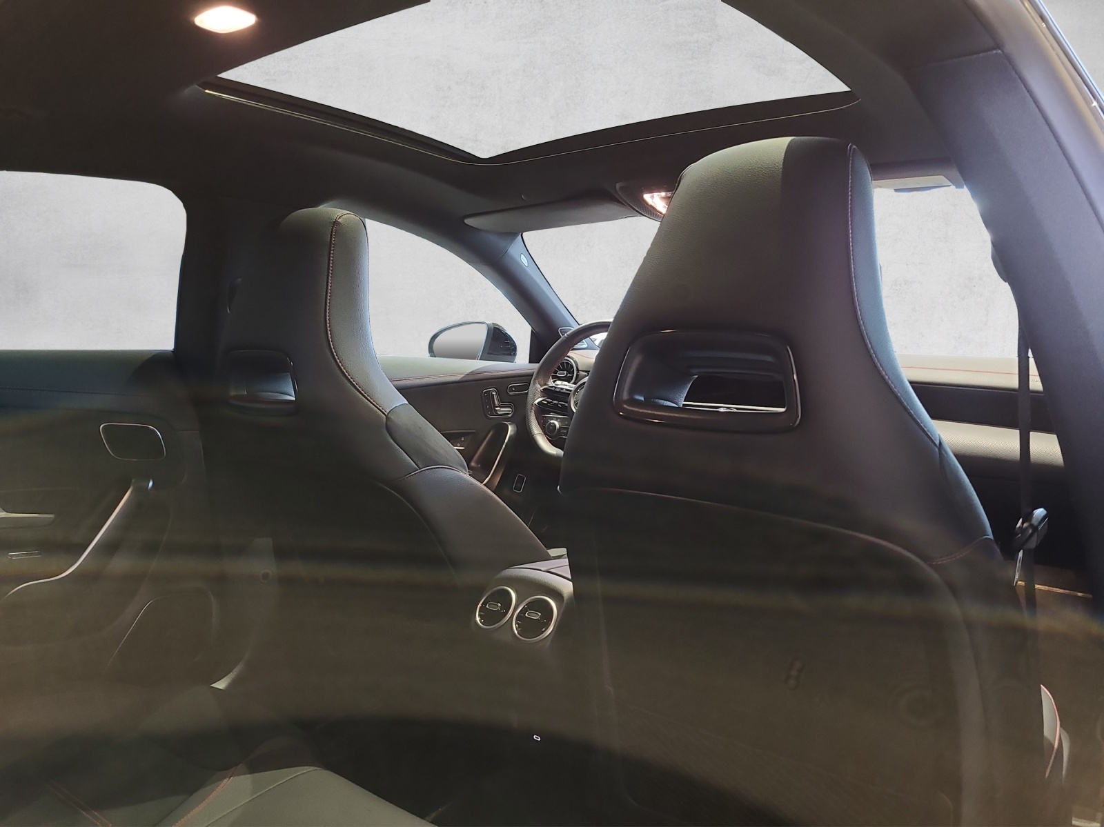 MERCEDES-BENZ CLA Shooting Brake 250 4Matic 8G-DCT - 15