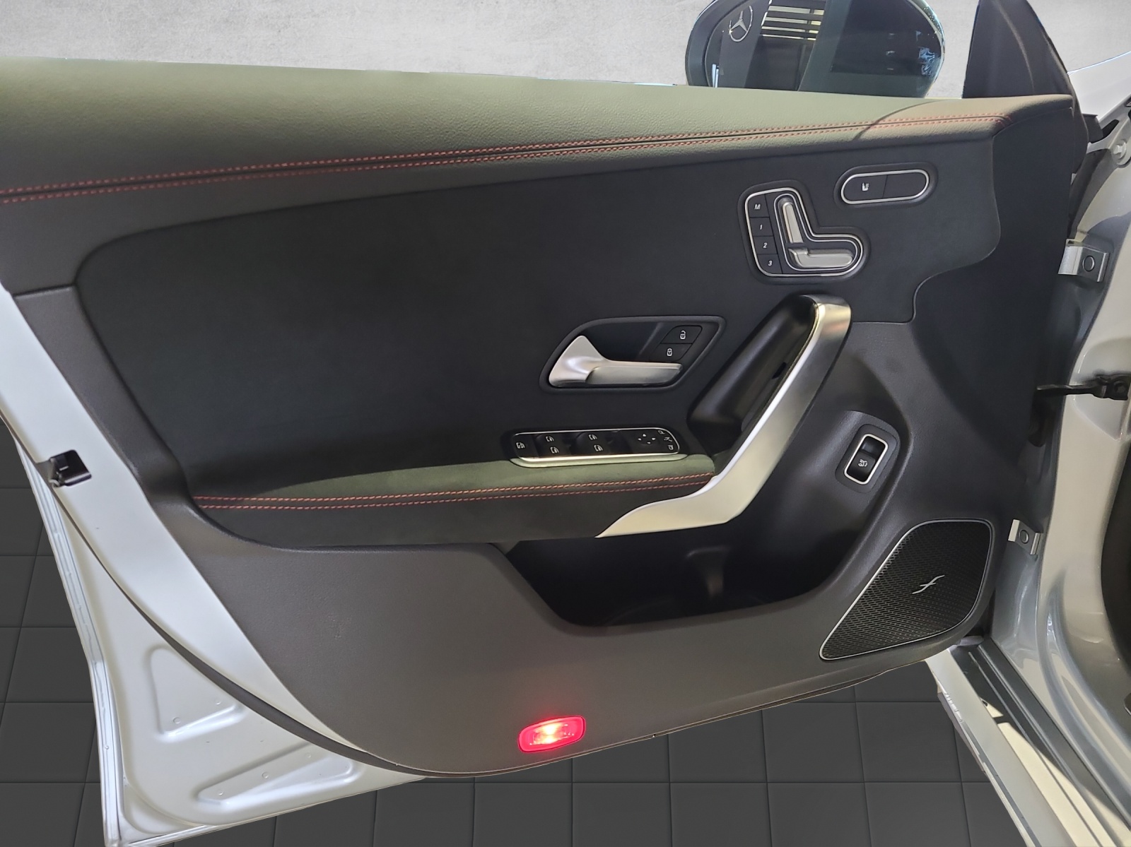 MERCEDES-BENZ CLA Shooting Brake 250 4Matic 8G-DCT - 9