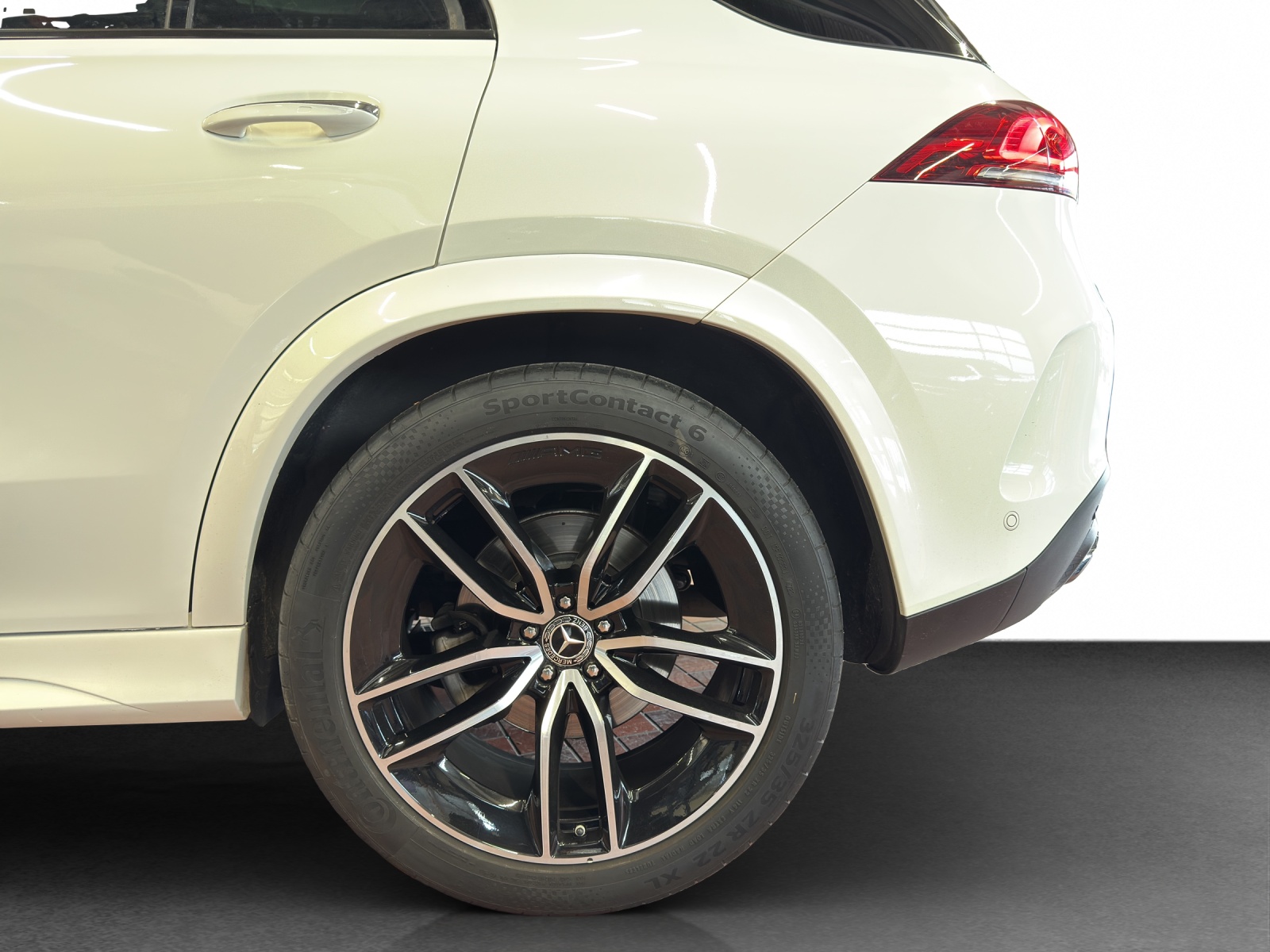 MERCEDES-BENZ GLE 400 d 4Matic - 23