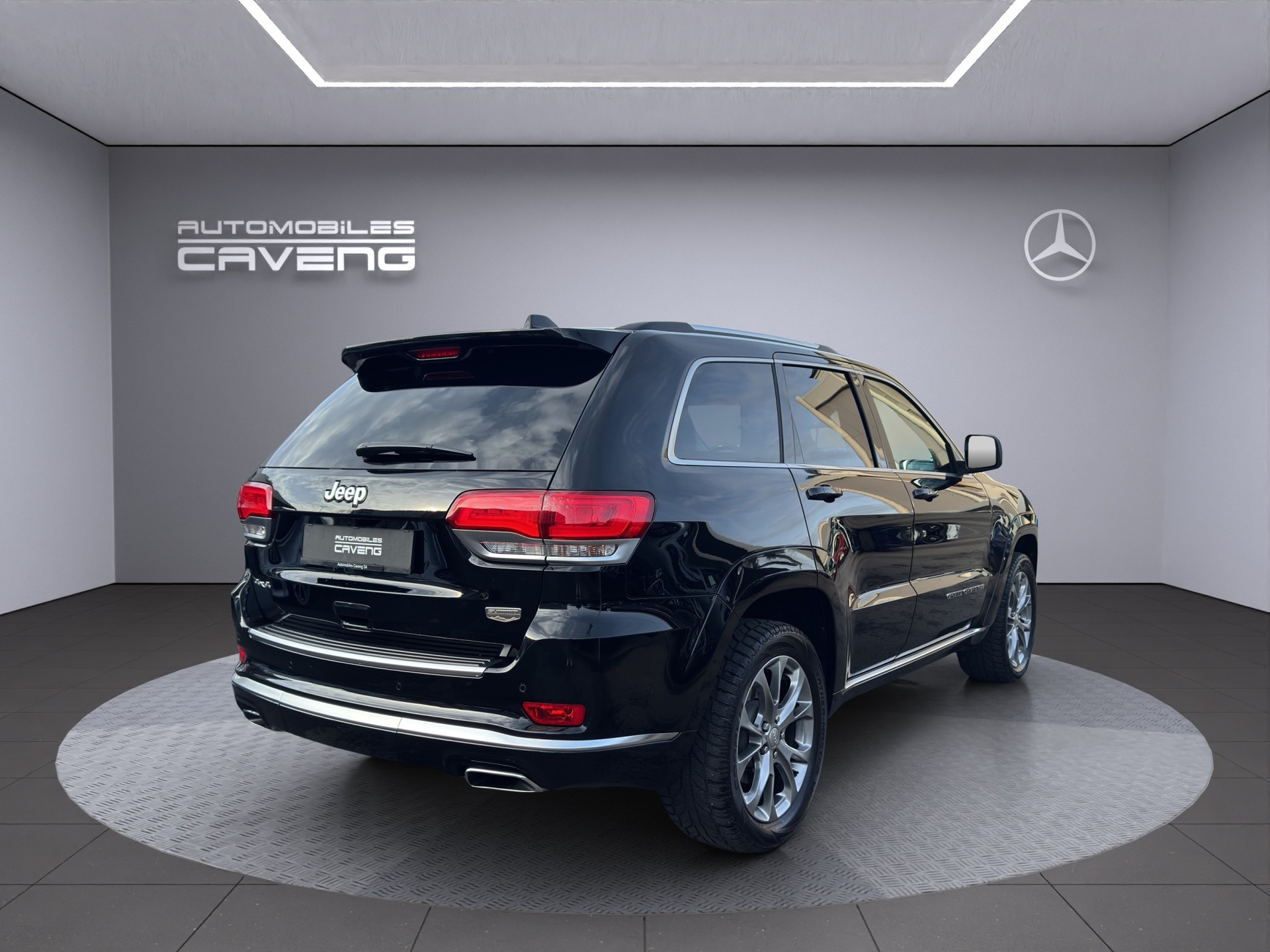 JEEP Grand Cherokee 3.0 CRD Summit Automatic - 5