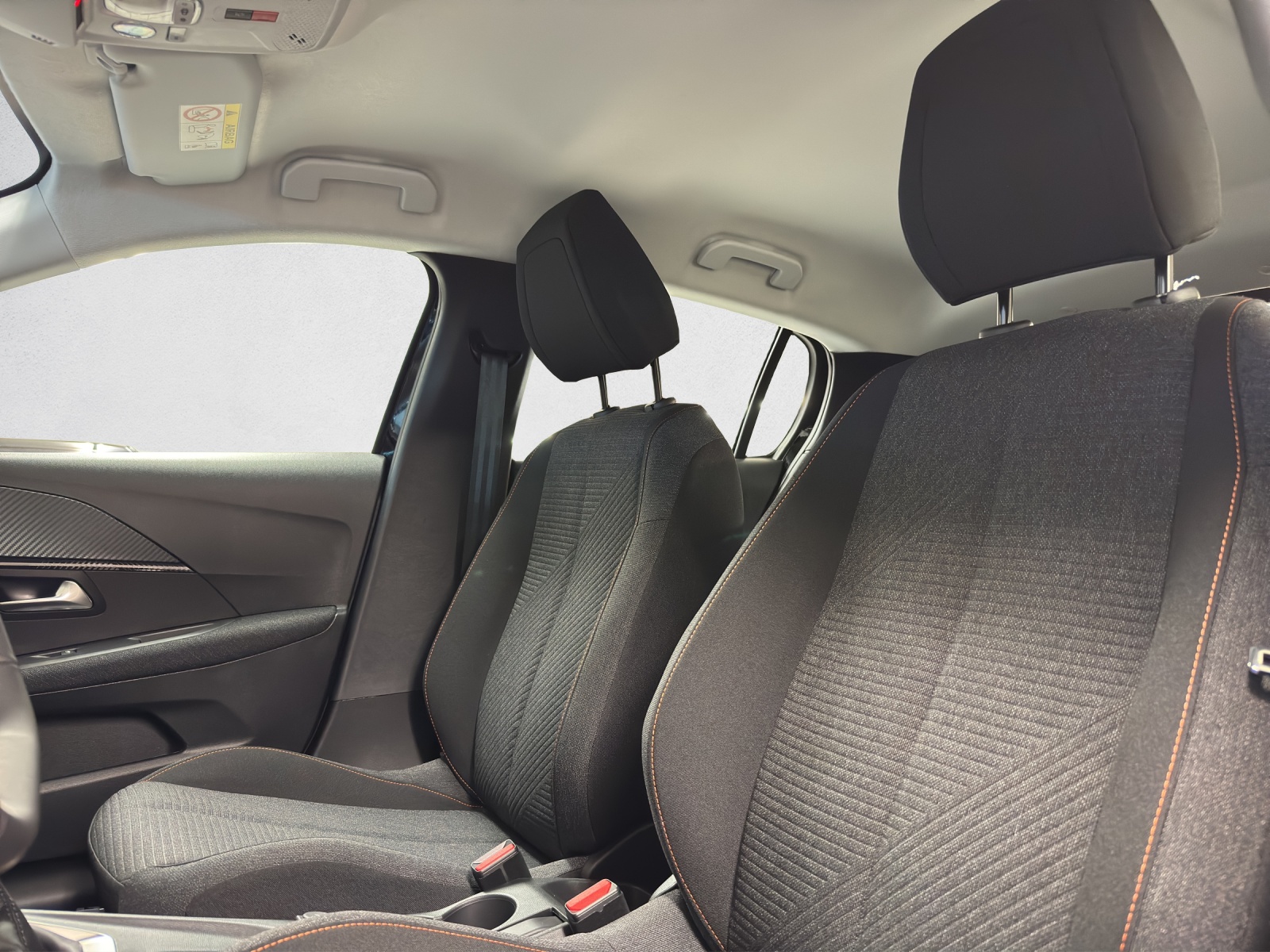 PEUGEOT 208 1.2 PureTech Style - 14