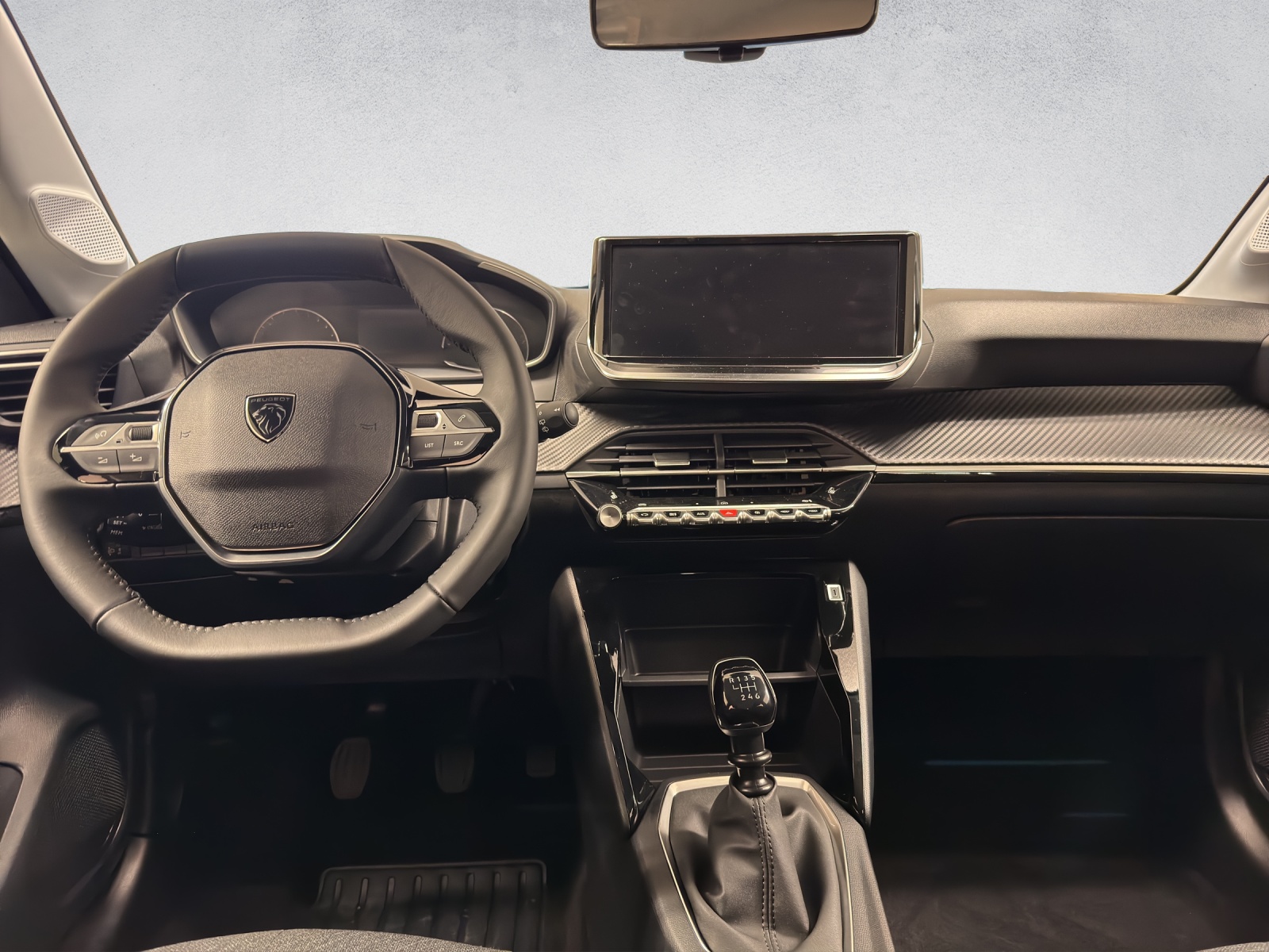 PEUGEOT 208 1.2 PureTech Style - 9