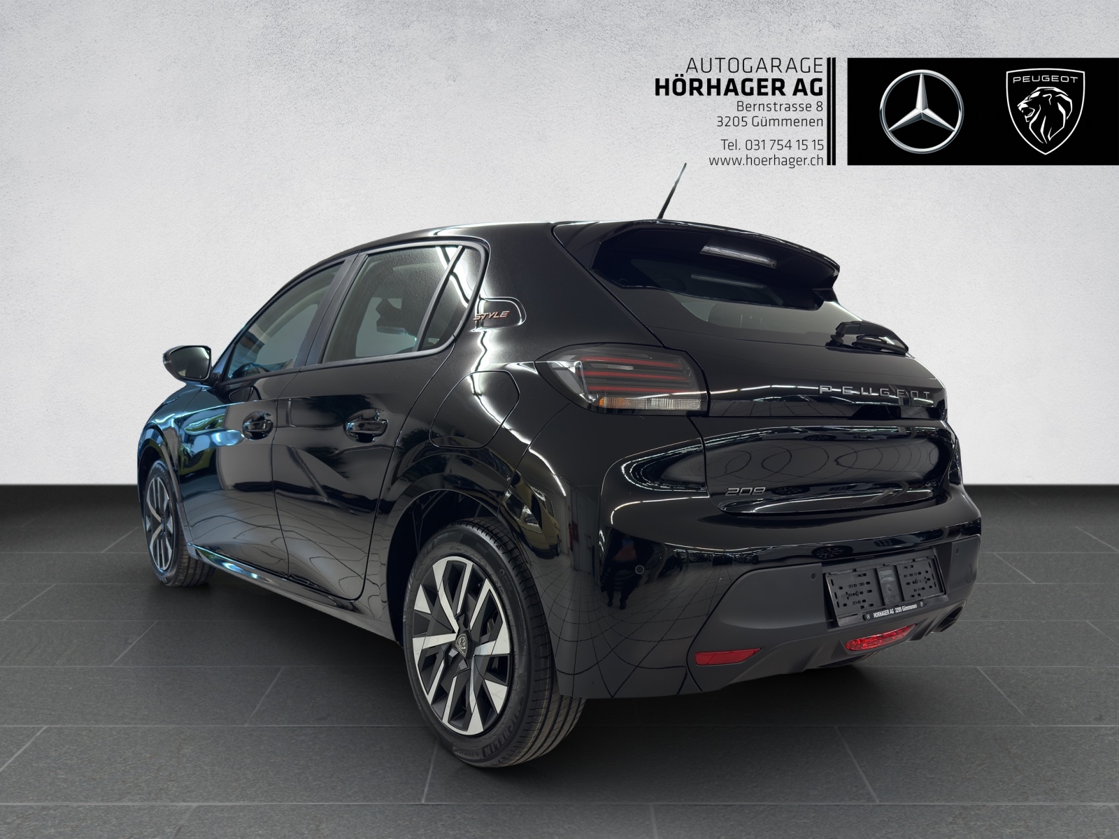 PEUGEOT 208 1.2 PureTech Style - 5