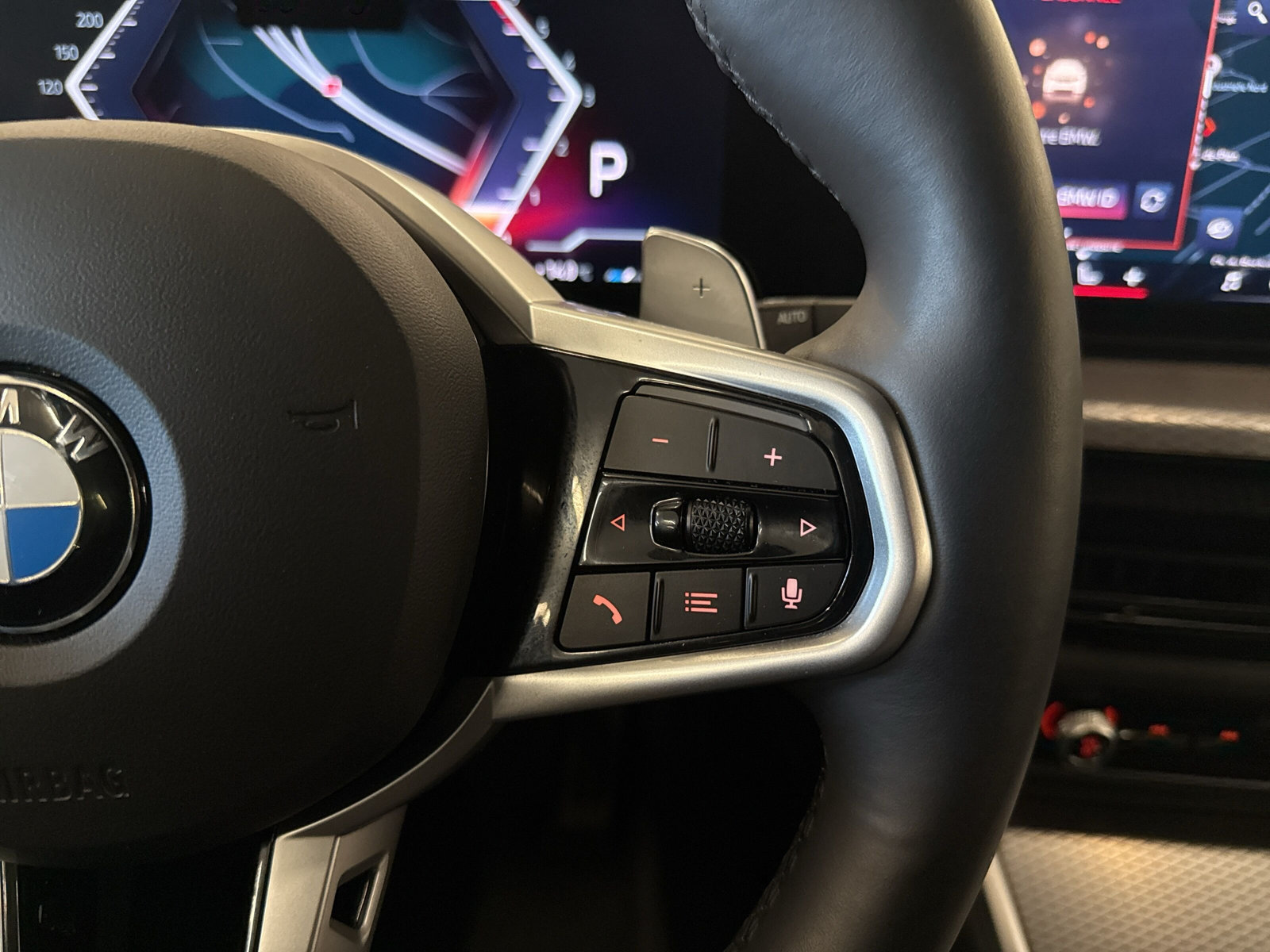 BMW 320d xDrive 48V Touring Steptronic M Sport - 16