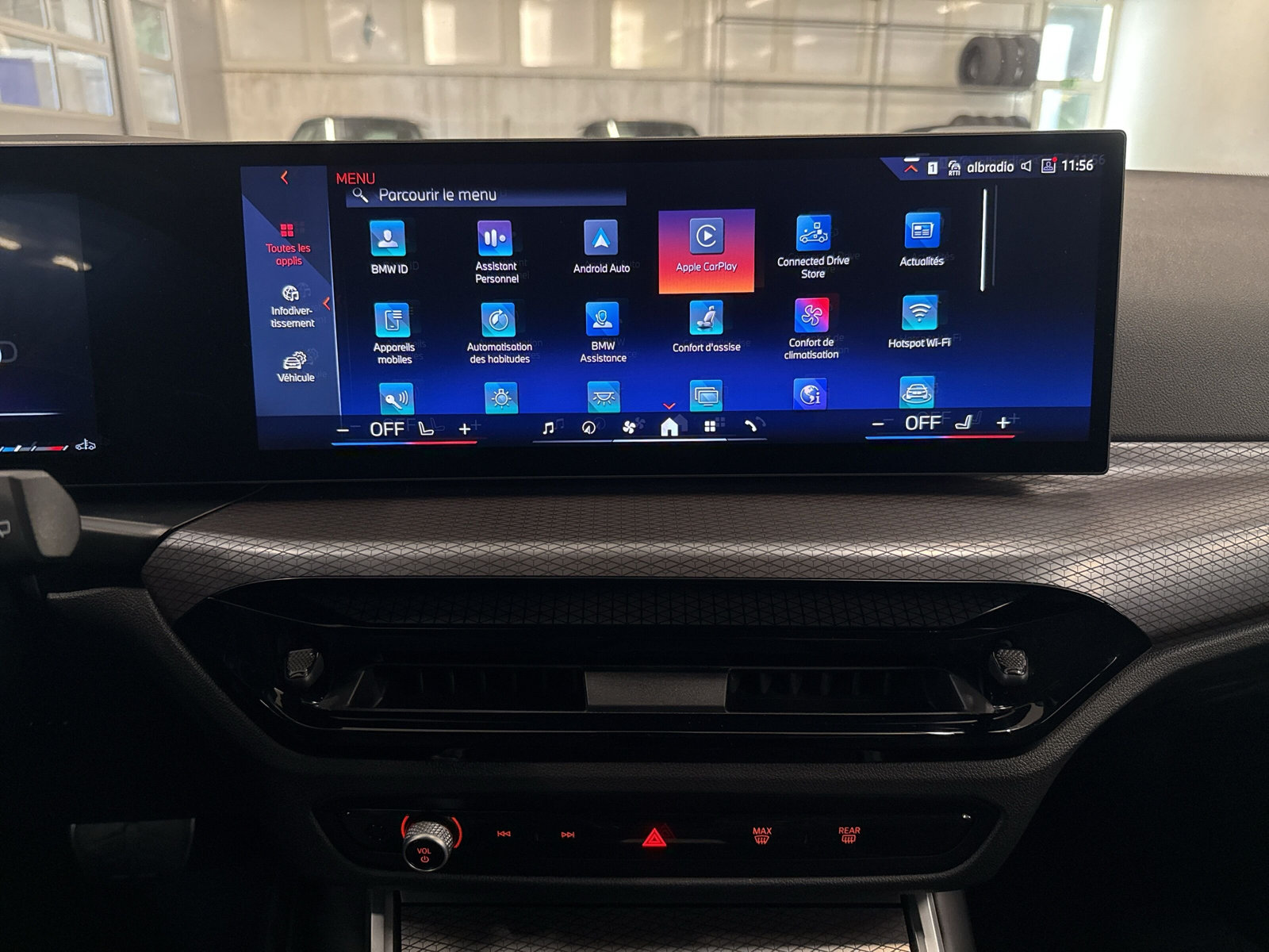 BMW 320d xDrive 48V Touring Steptronic M Sport - 11