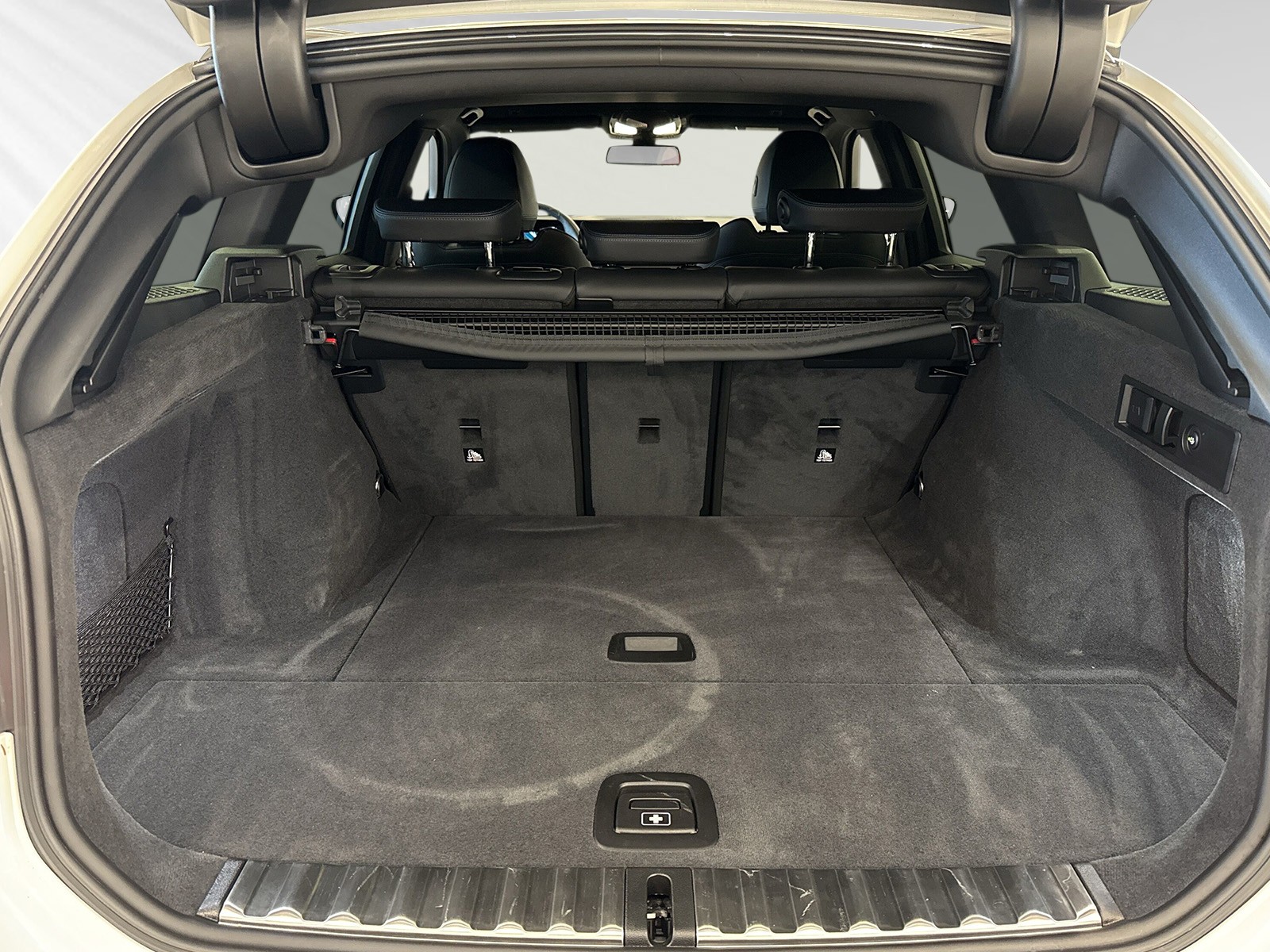 BMW 320d xDrive 48V Touring Steptronic M Sport - 8