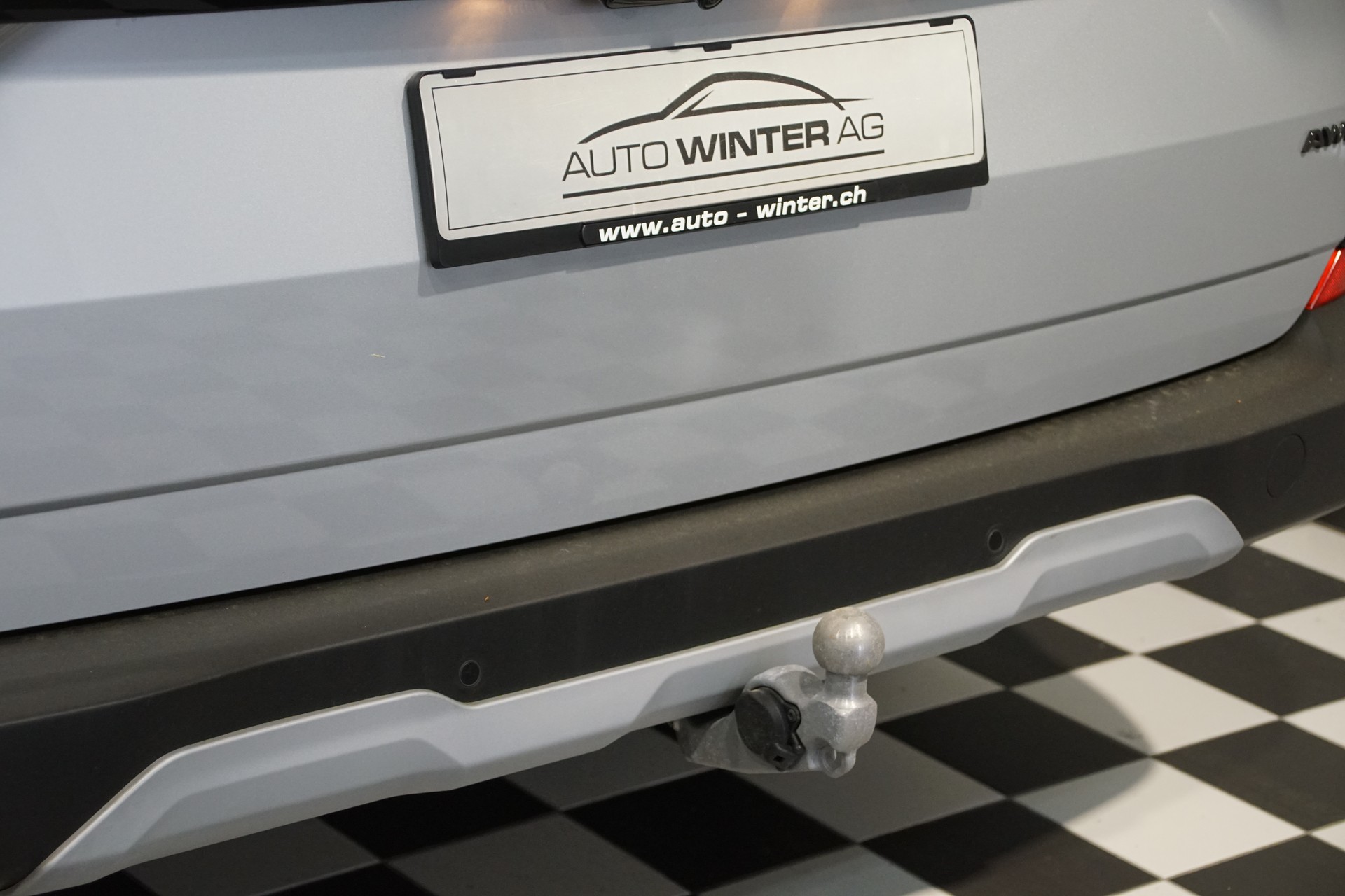 FORD Tourneo Bus 320 L1H1 Active Automat 4x4 - 12