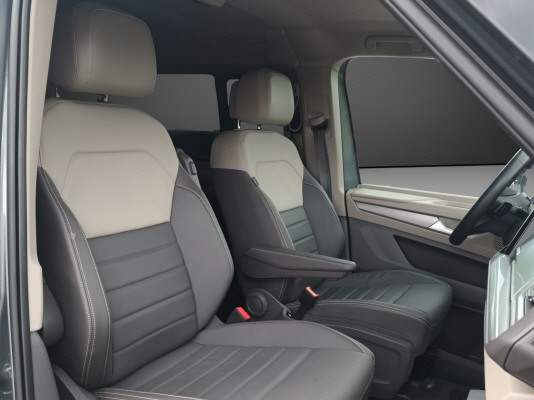 VW Multivan 1.5eH Life Ed 4M - 8