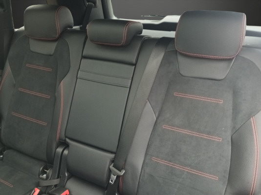 MERCEDES-BENZ GLB 200 AMG Line 4M - 10