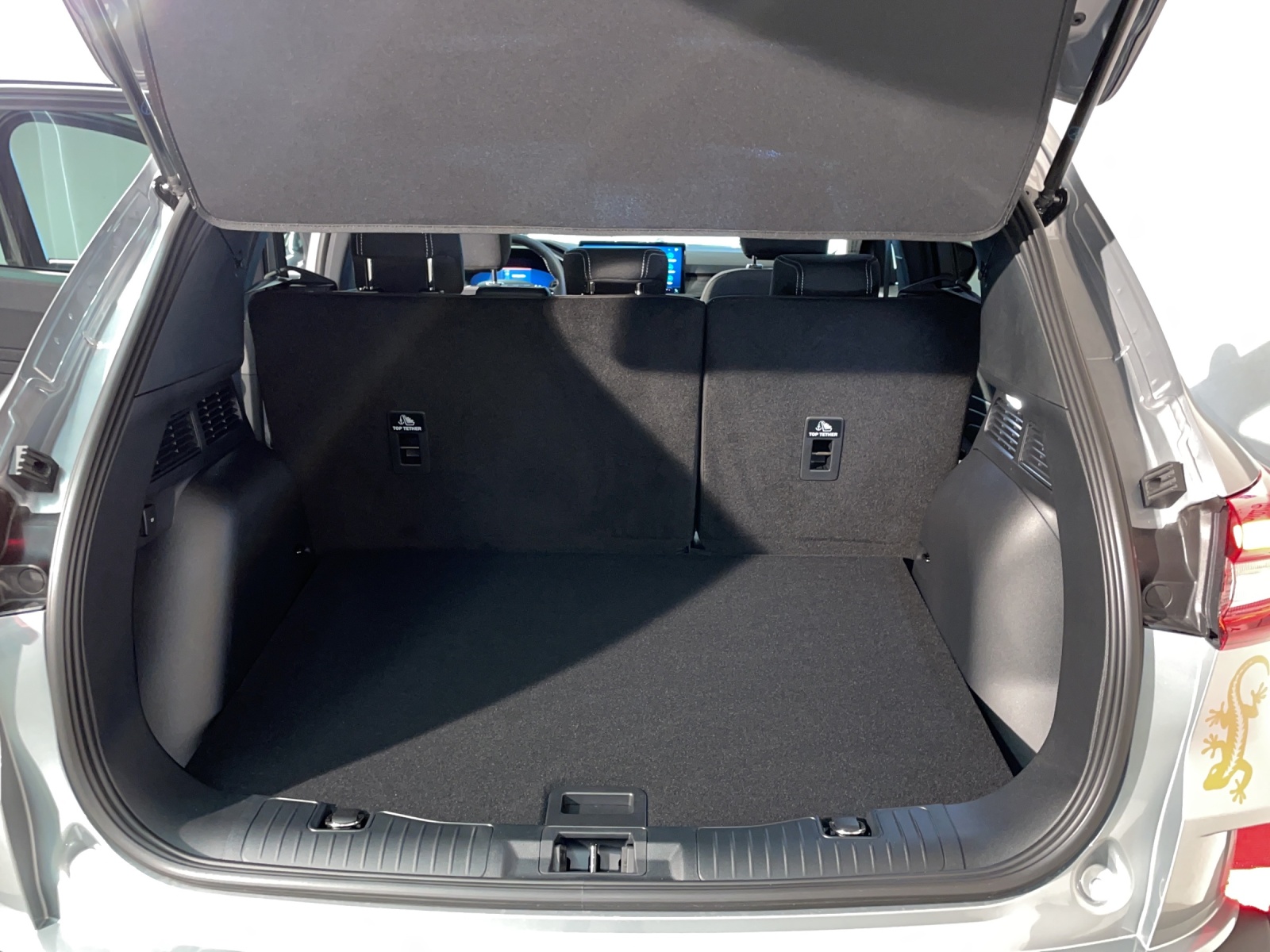 FORD Kuga 2.5 Hybrid Active 4x4 - 13
