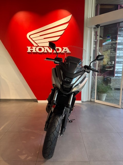 HONDA NC 750 X DCT - 8