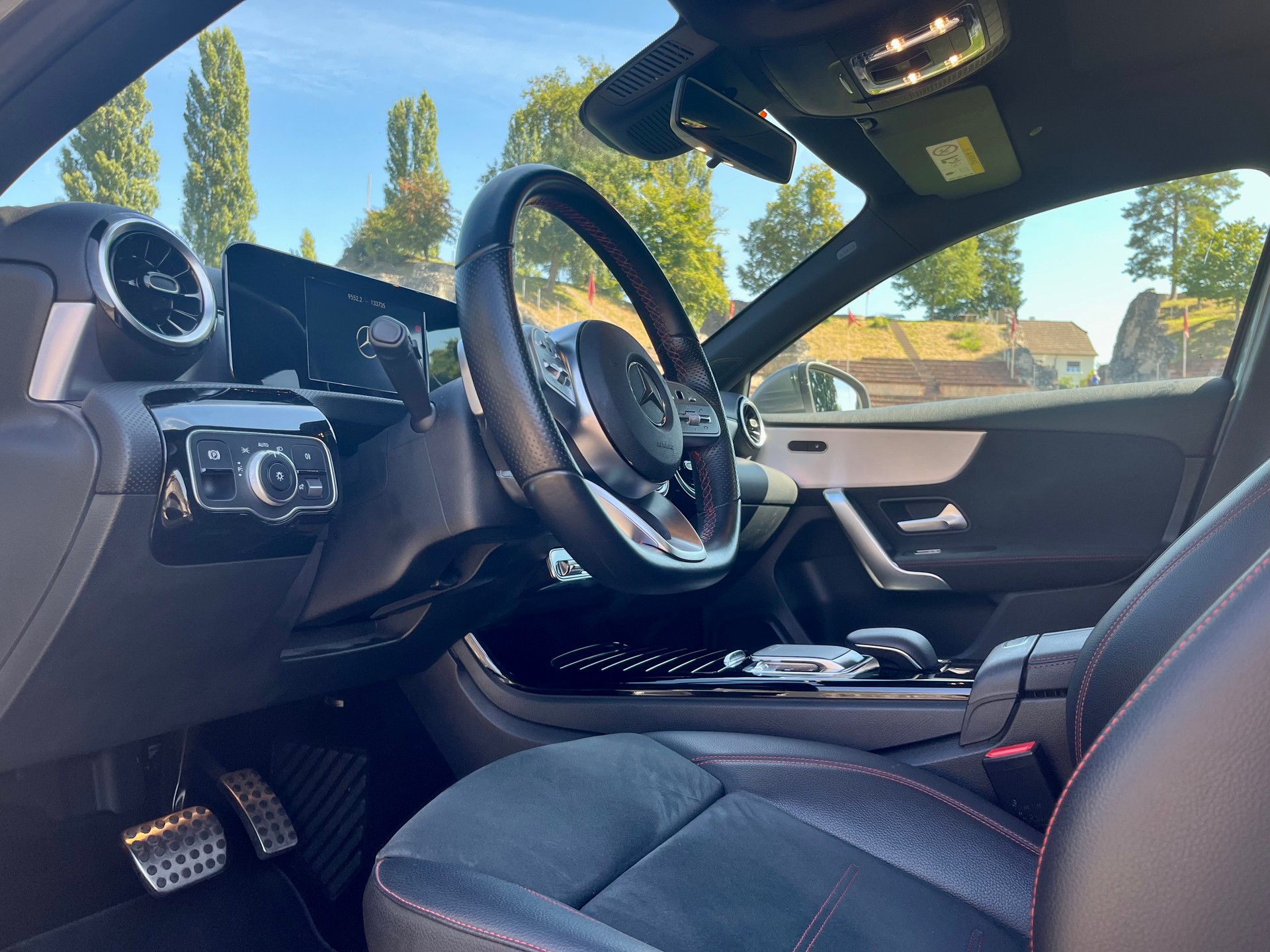 MERCEDES-BENZ A 200 AMG Line - 11