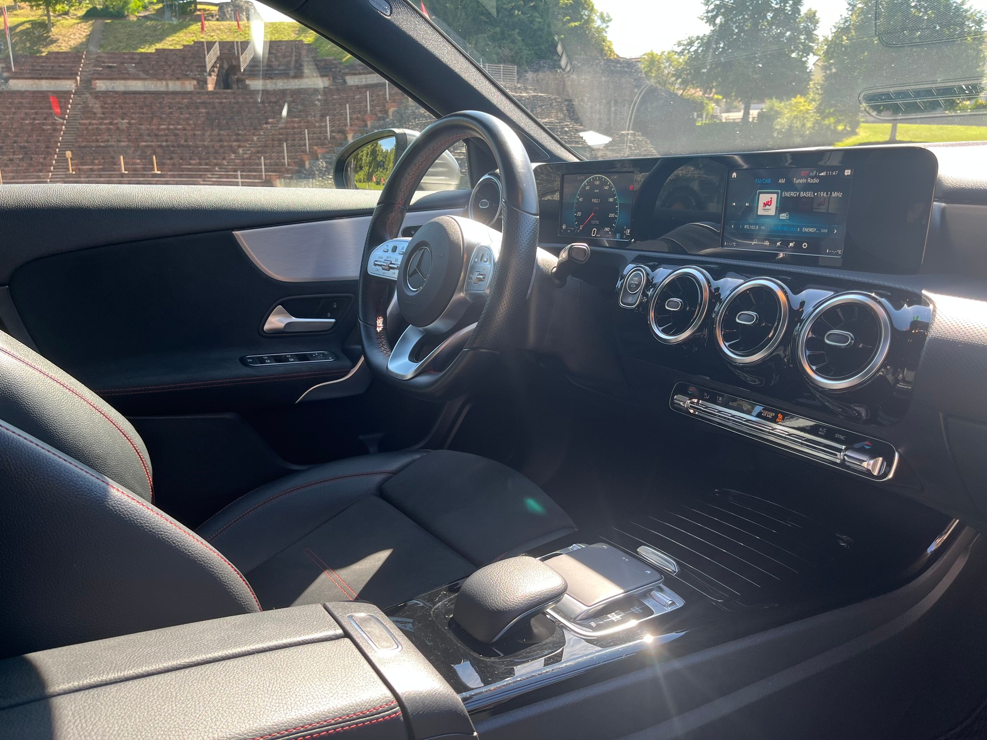 MERCEDES-BENZ A 200 AMG Line - 12