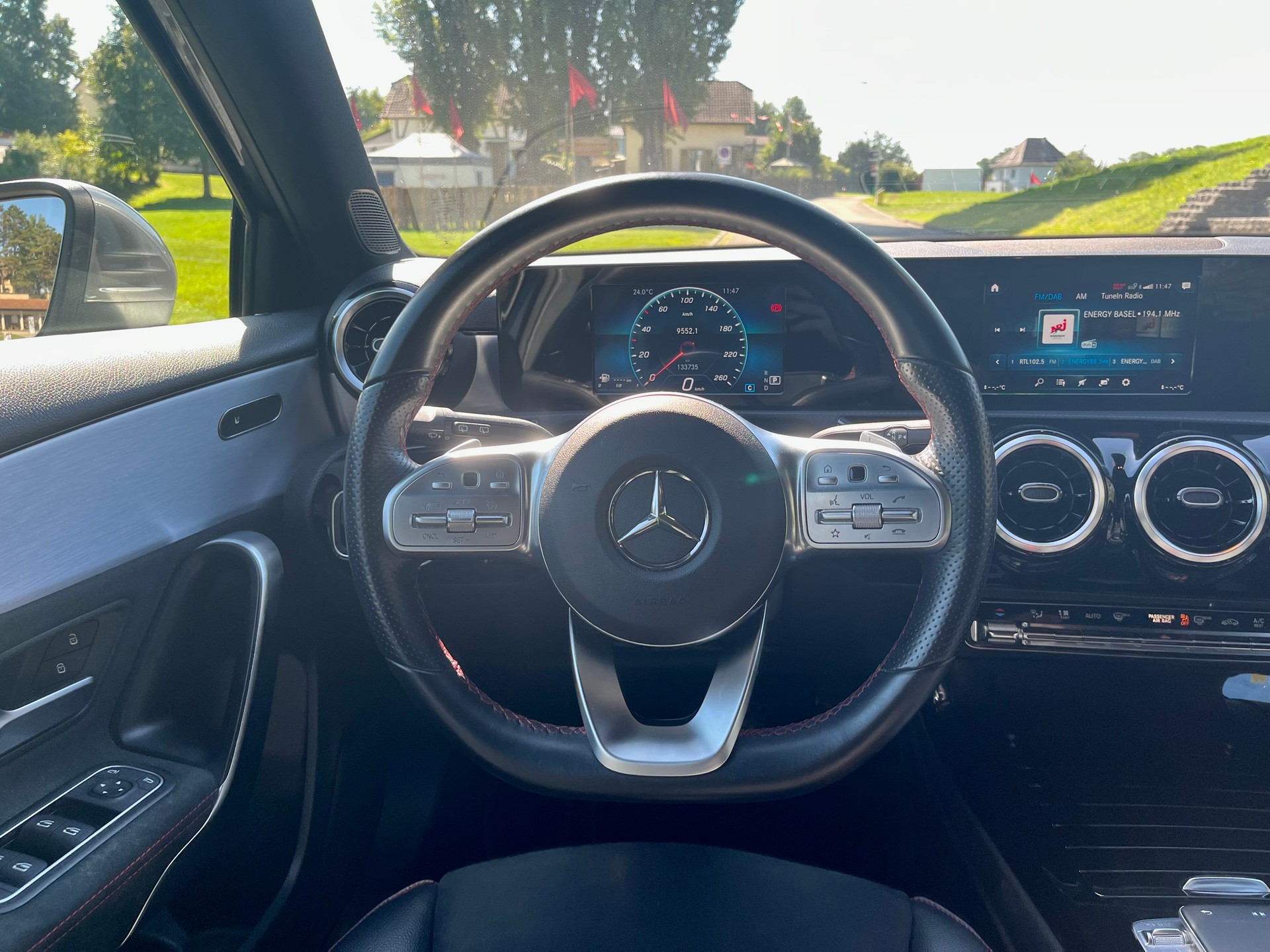 MERCEDES-BENZ A 200 AMG Line - 13