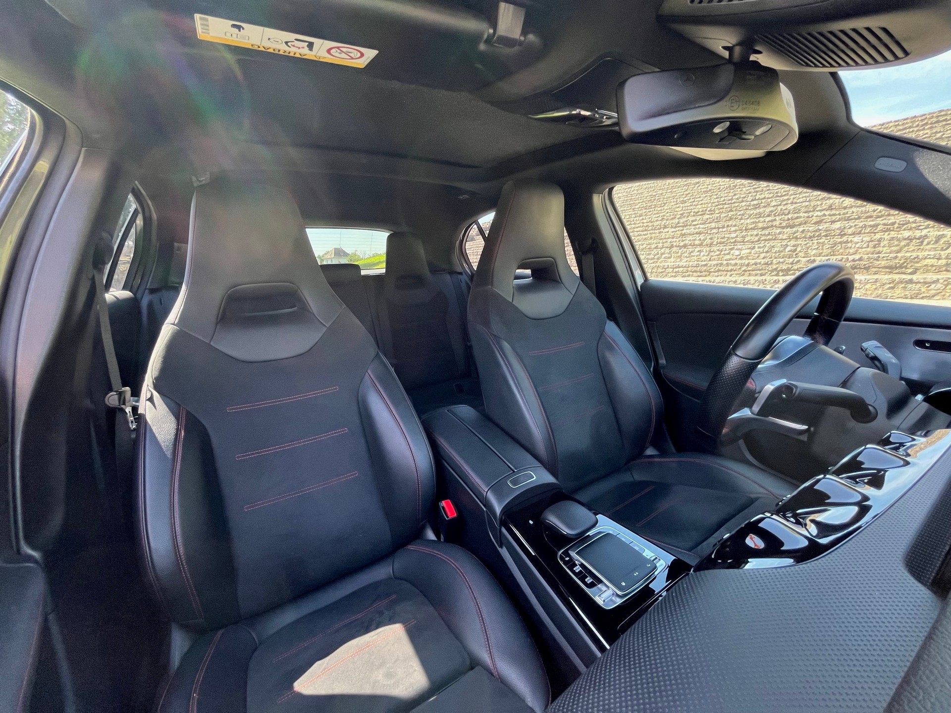 MERCEDES-BENZ A 200 AMG Line - 14