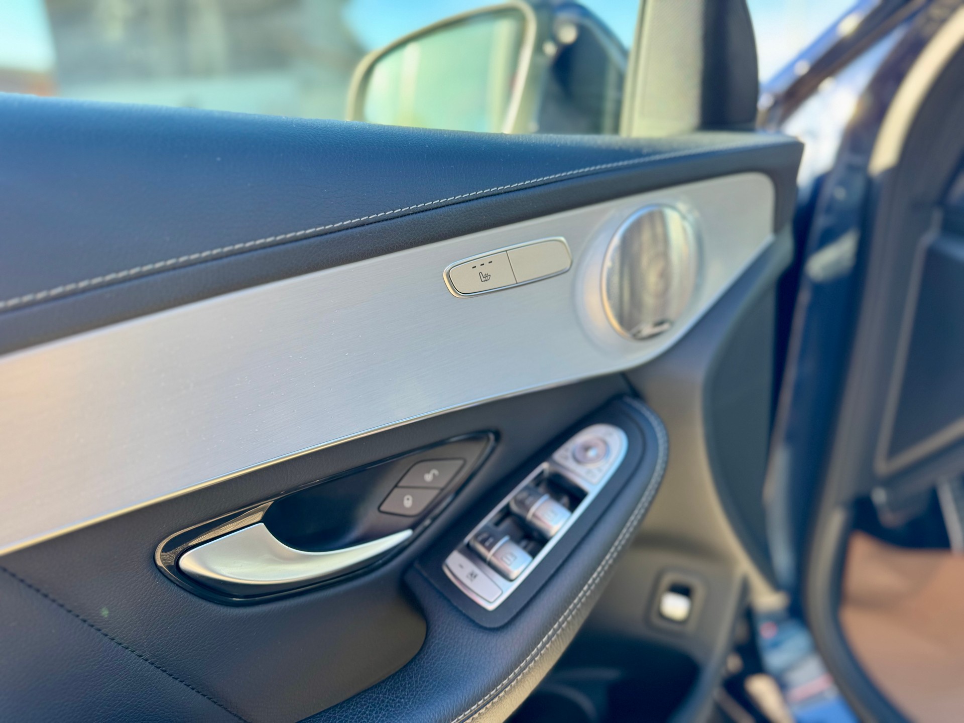 MERCEDES-BENZ GLC 200 AMG Line 4Matic 9G-Tronic - 9