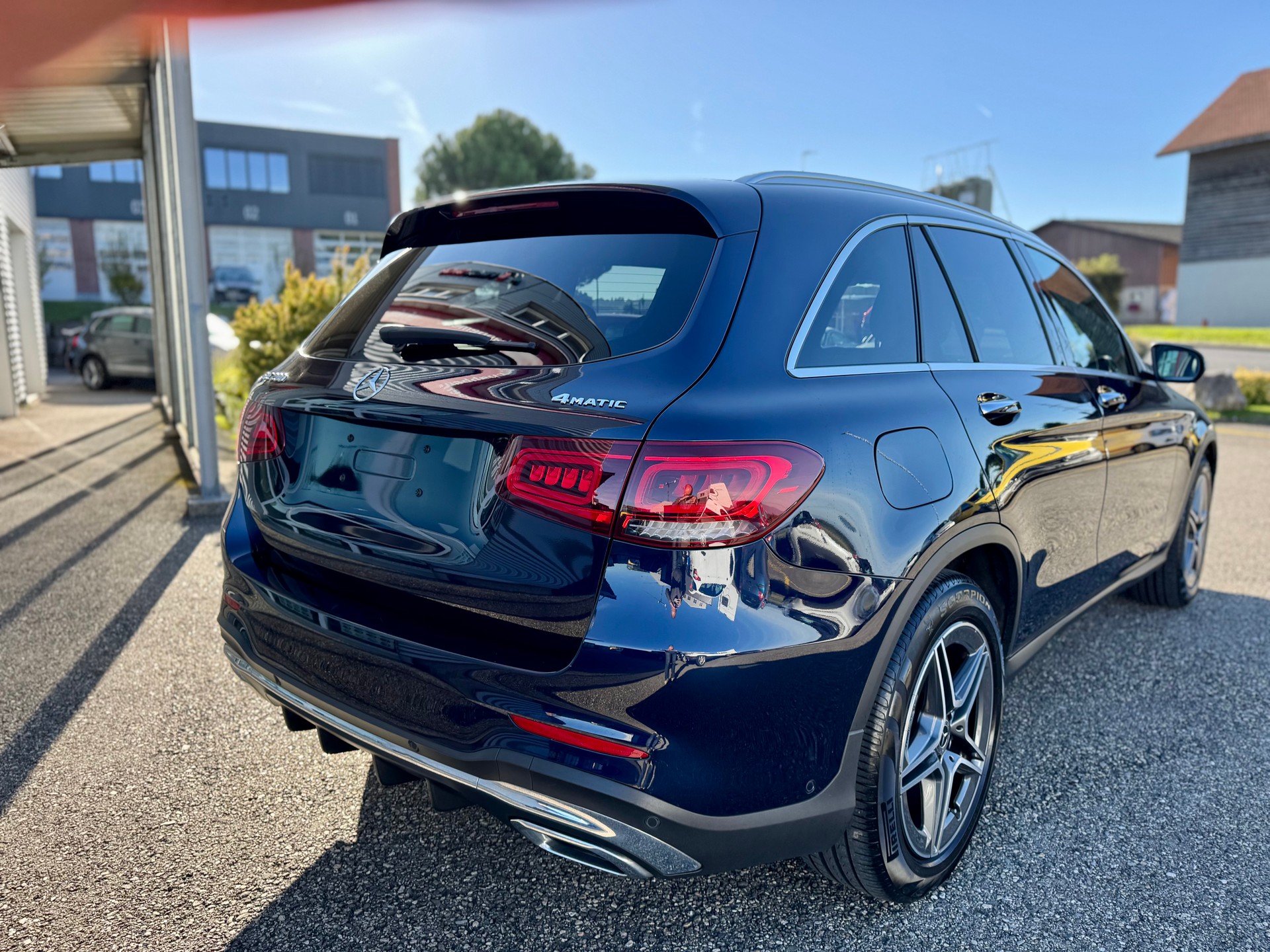 MERCEDES-BENZ GLC 200 AMG Line 4Matic 9G-Tronic - 4