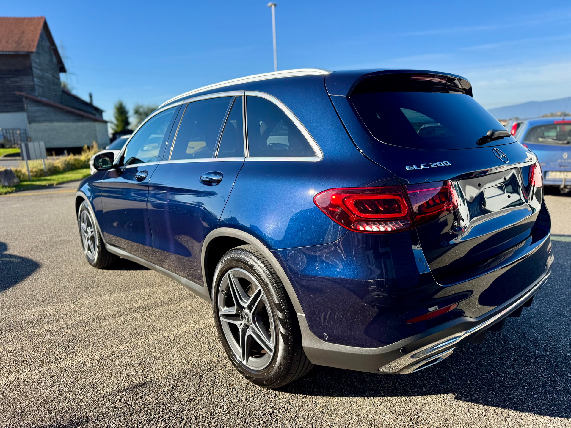 MERCEDES-BENZ GLC 200 AMG Line 4Matic 9G-Tronic - 3