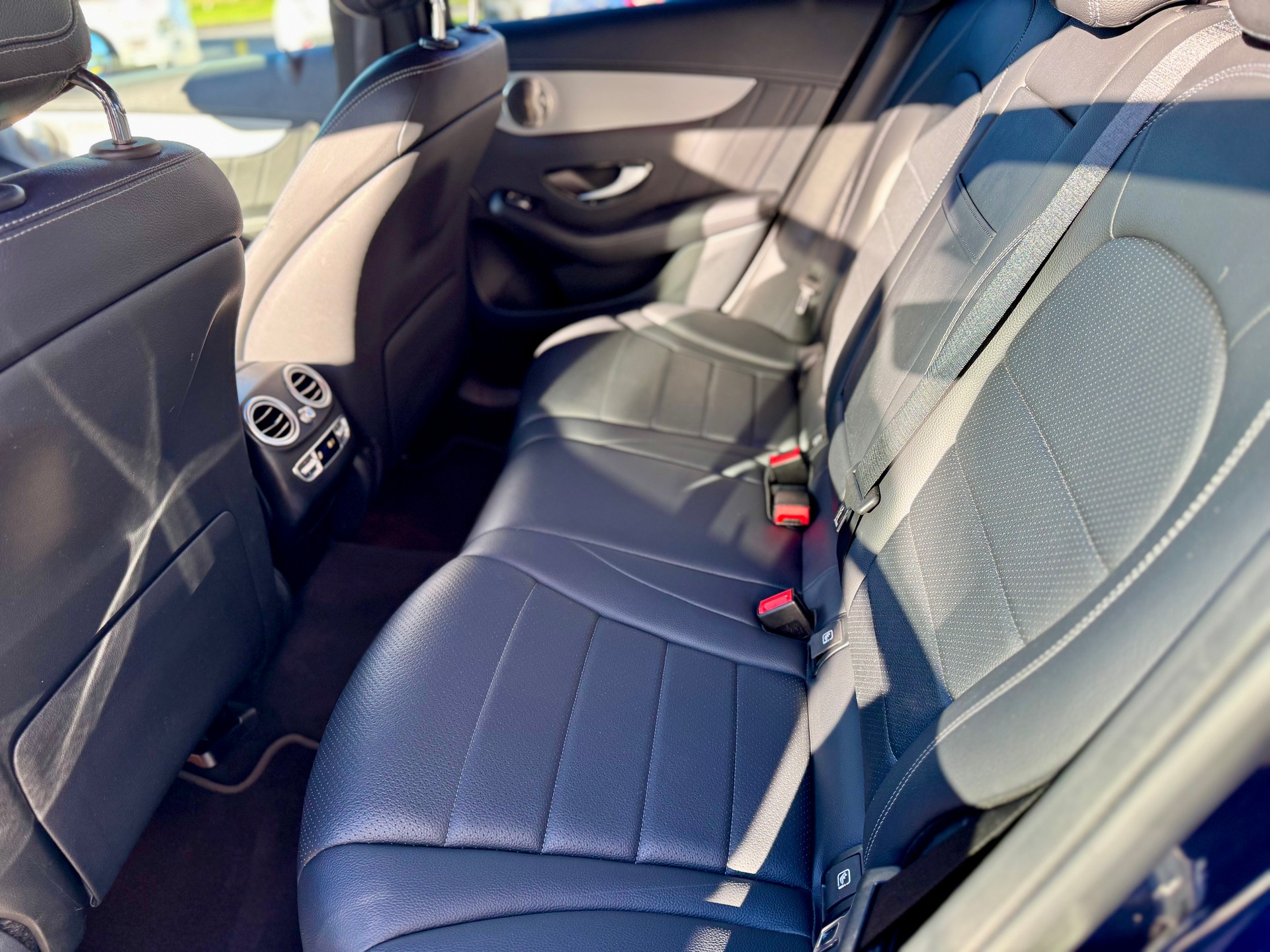 MERCEDES-BENZ GLC 200 AMG Line 4Matic 9G-Tronic - 6